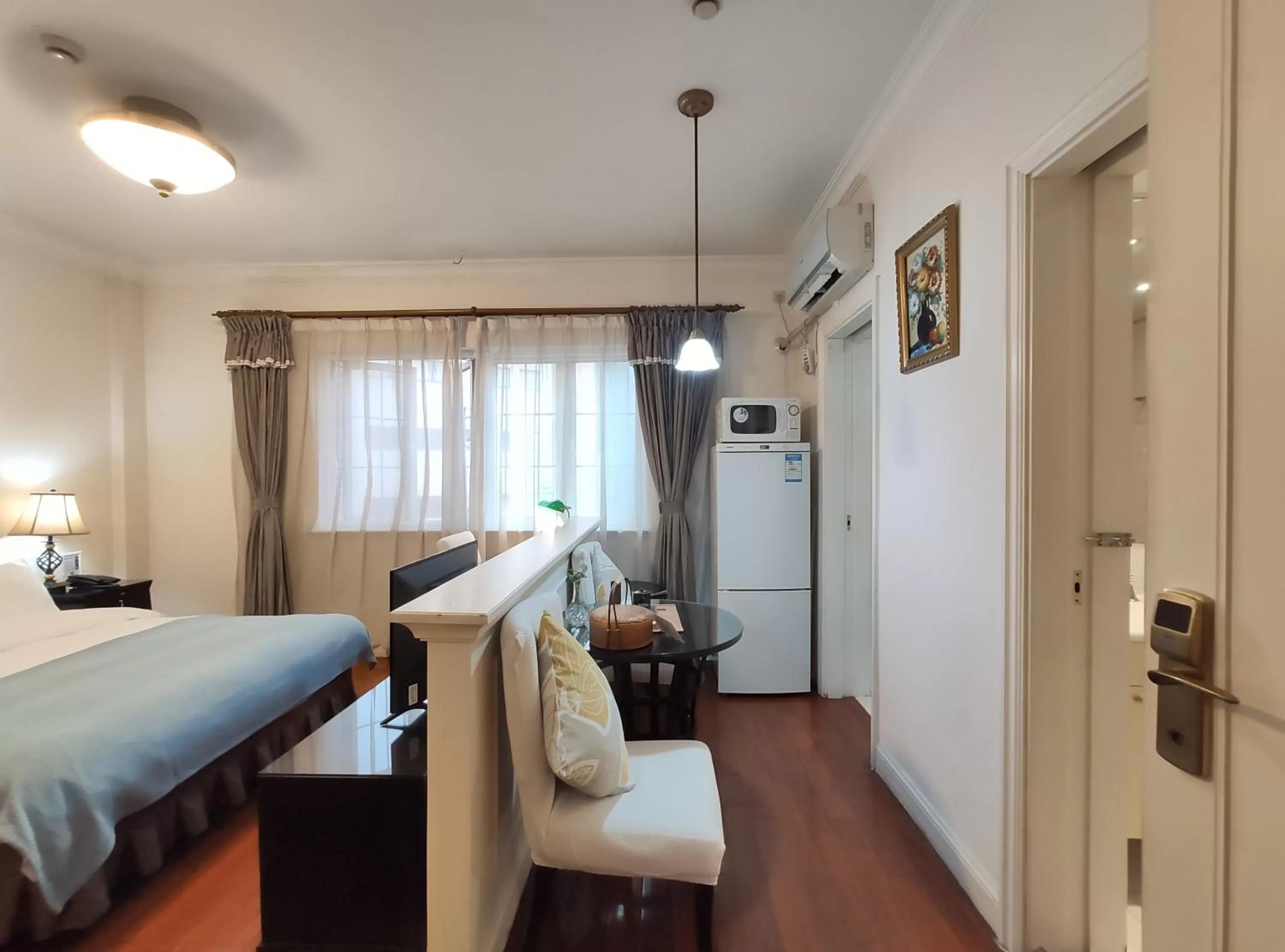 Bed in Ladoll Service Apartments