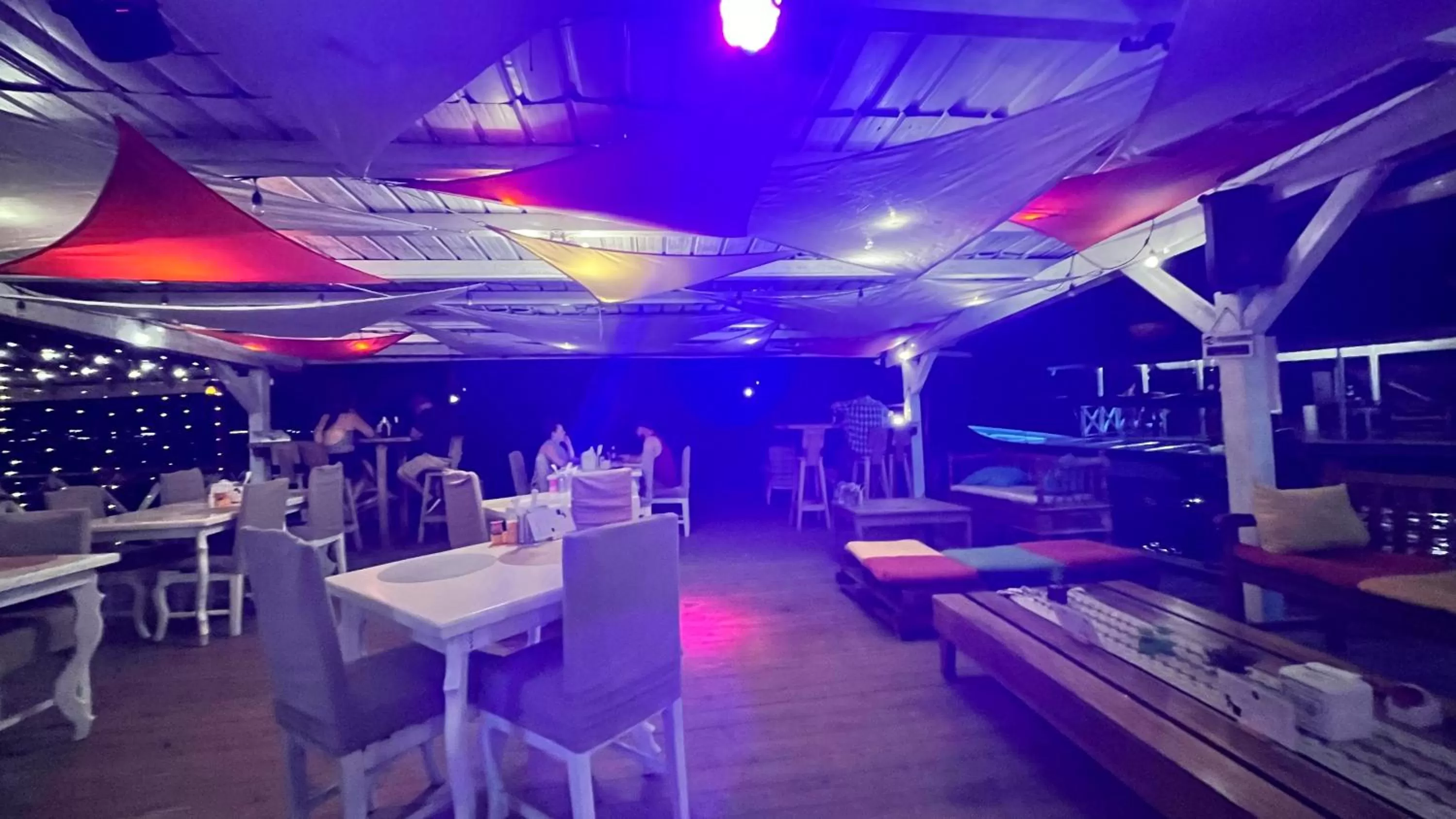 Restaurant/places to eat in La Casa Corazón