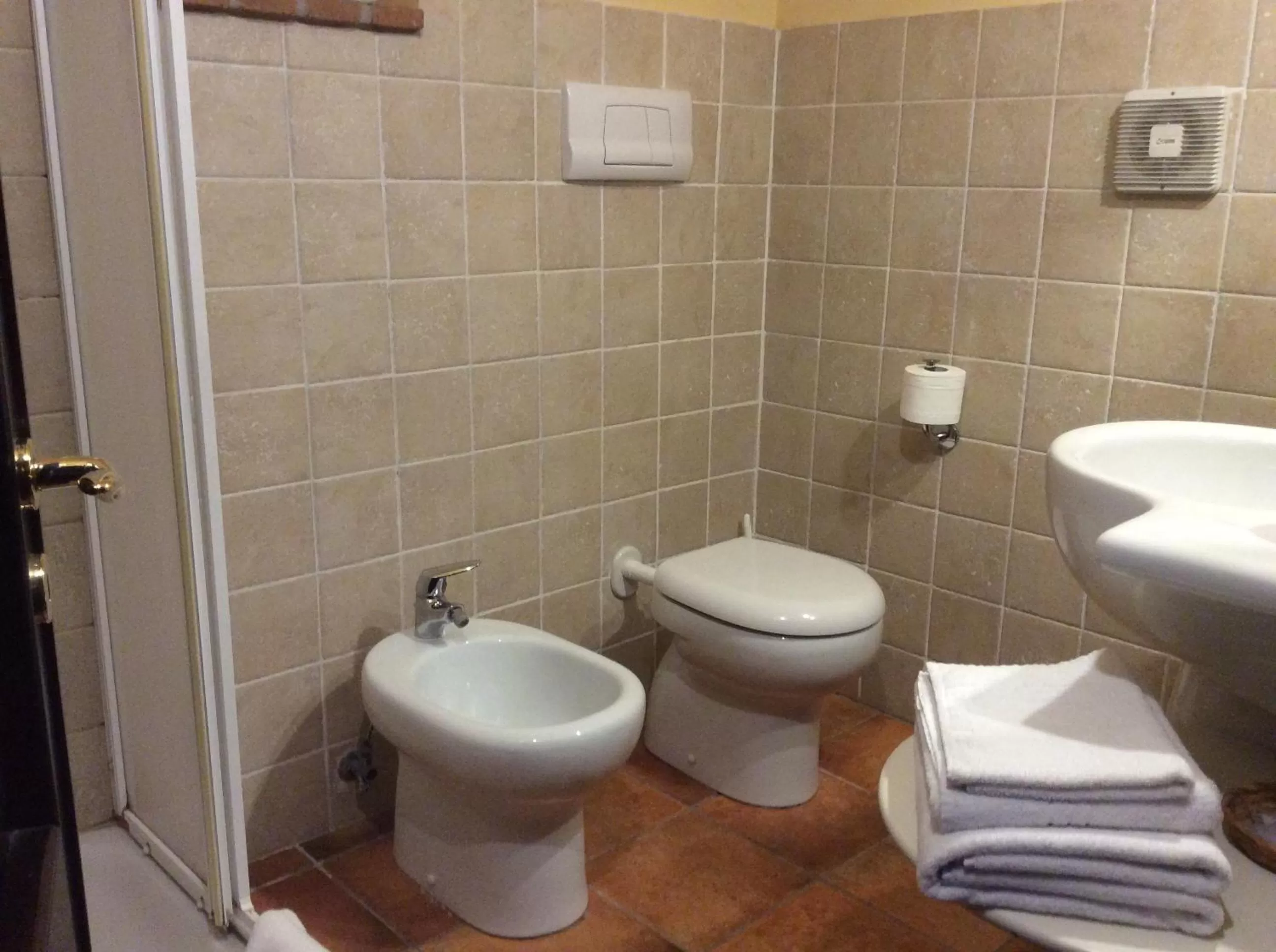 Bathroom in B&B MontAlbano