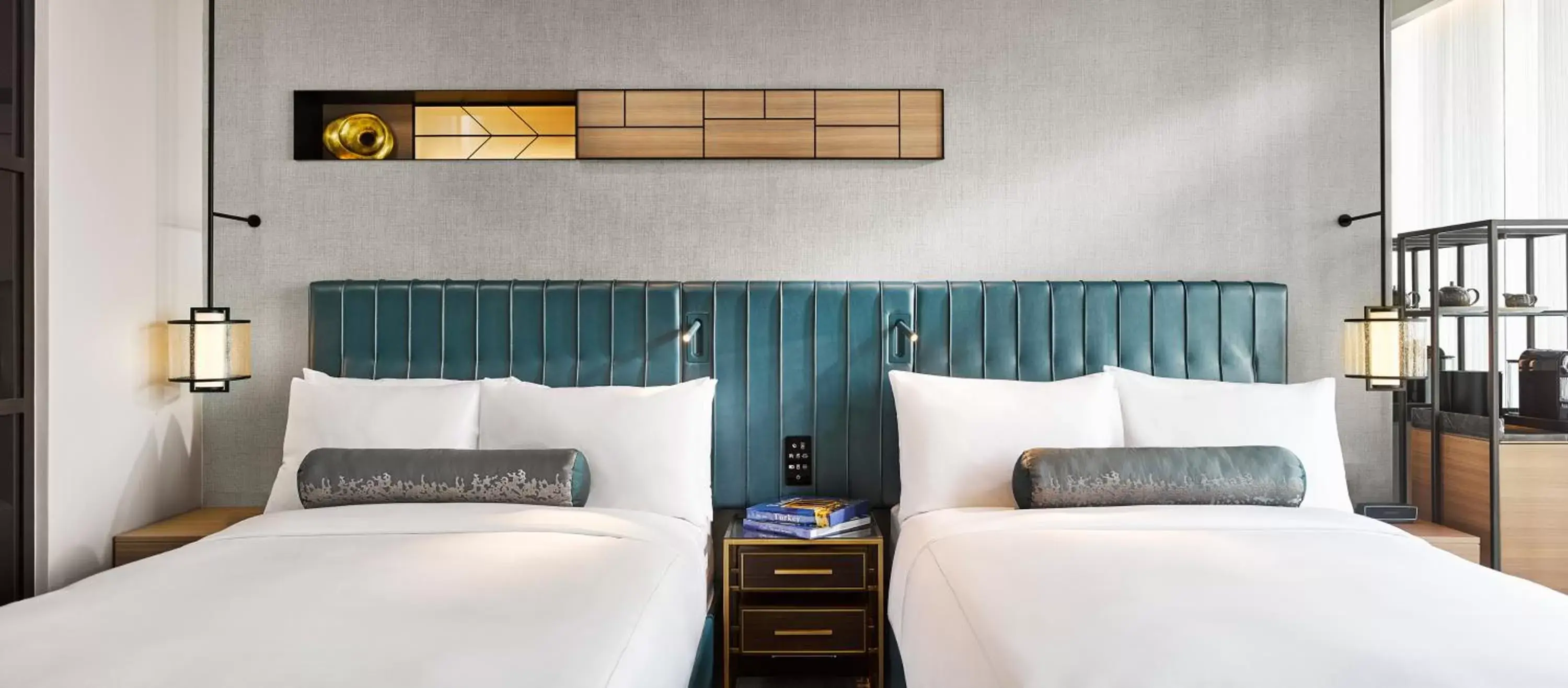 Fairmont Room with Twin Beds - Disability Access in Fairmont Quasar Istanbul Hotel Fairmont Room with Twin Beds - Disability Access in Fairmont Quasar Istanbul Hotel