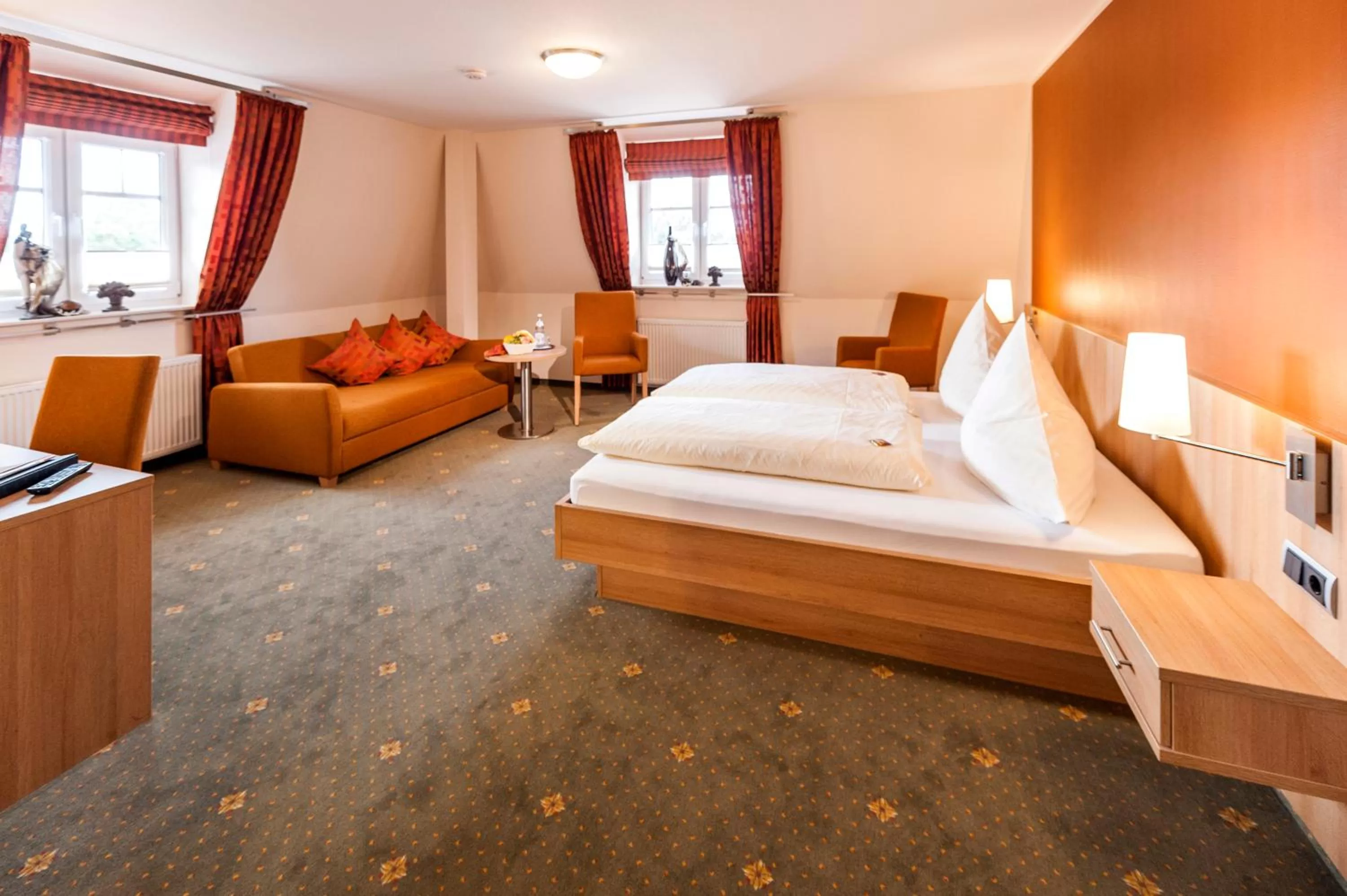 Bedroom, Bed in Hotel Hilker