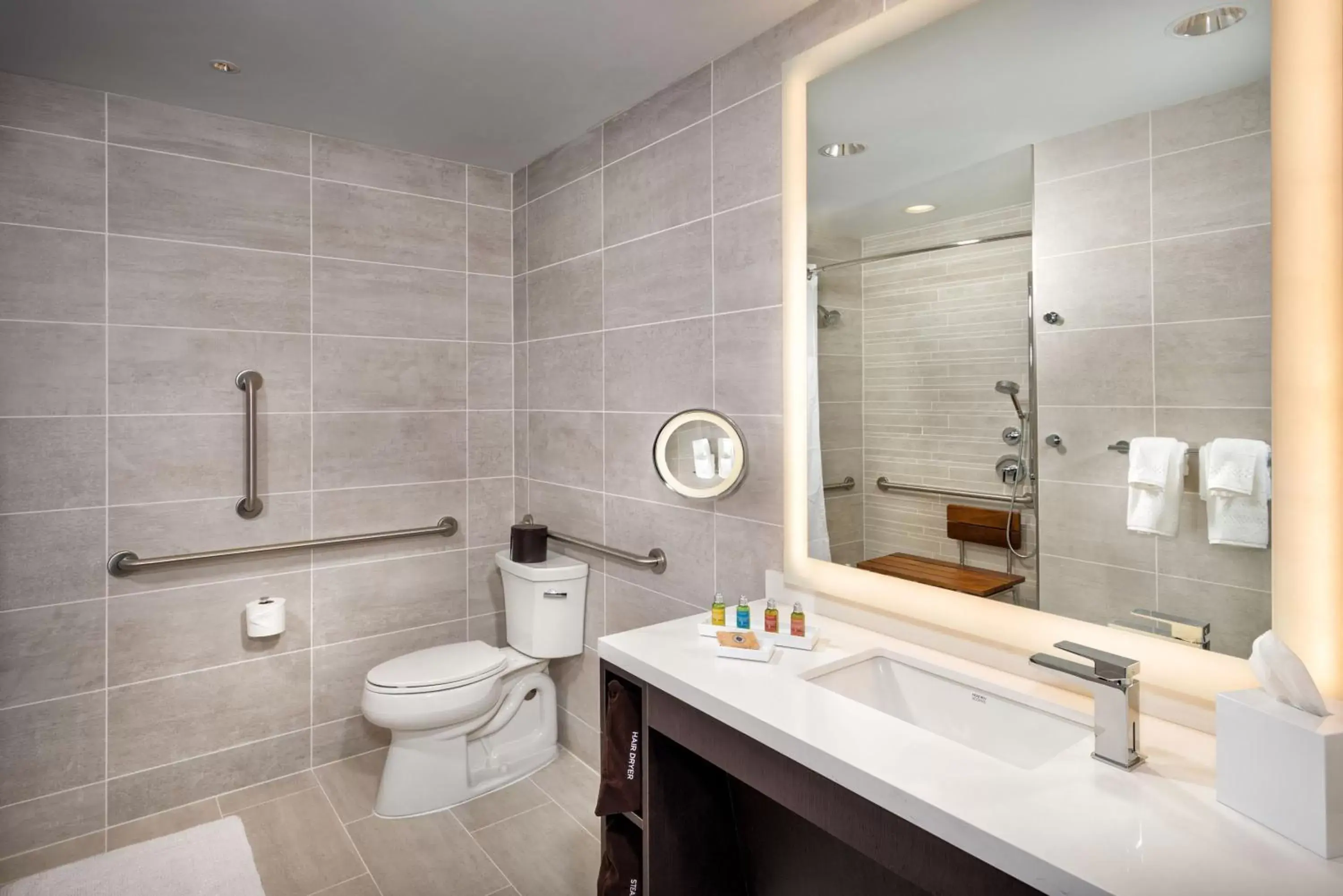 Double Room - Disability Access in The Hotel at the University of Maryland Double Room - Disability Access in The Hotel at the University of Maryland