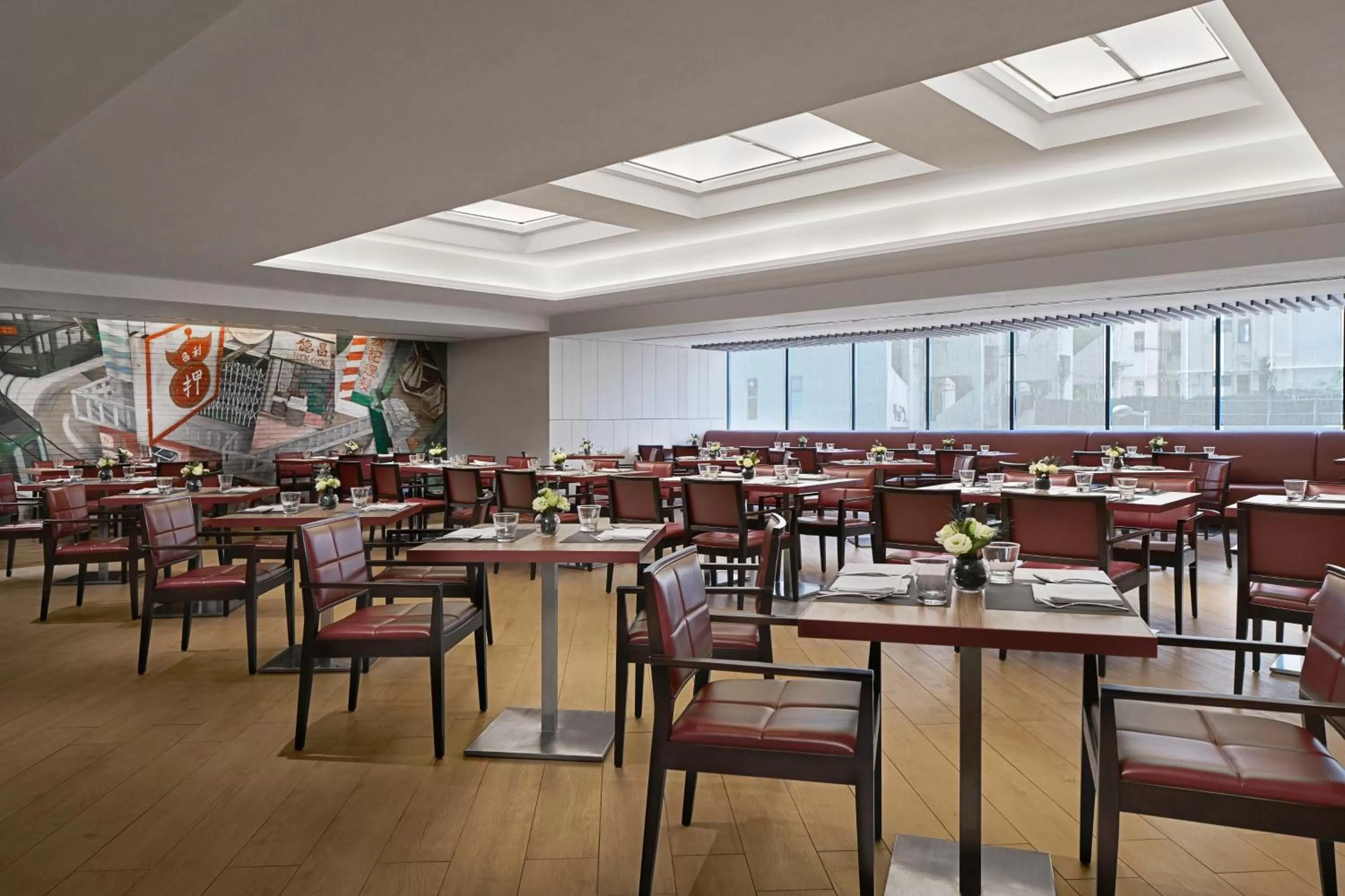 Restaurant/places to eat in Courtyard by Marriott Hong Kong