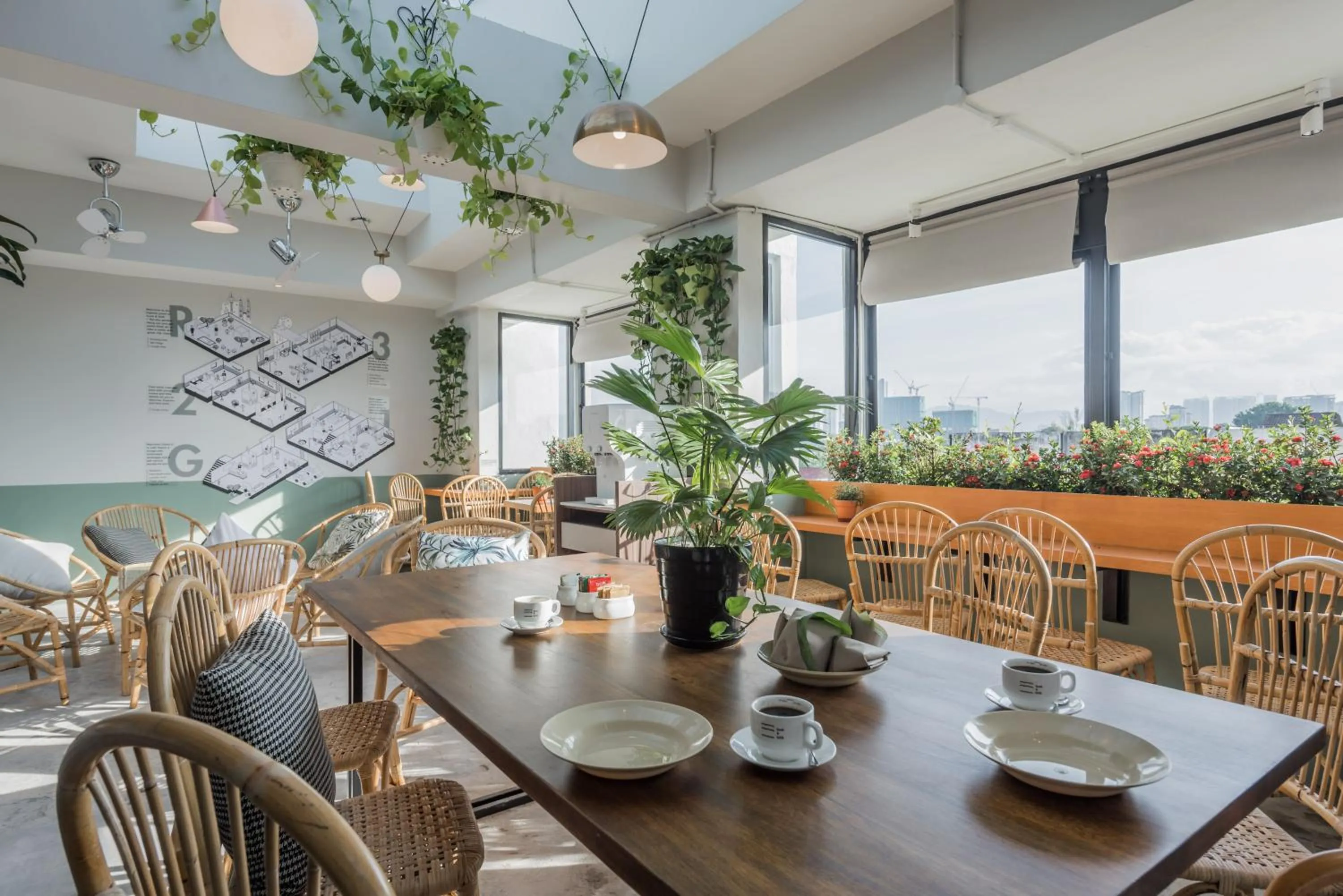 Dining area in Bunk & Bilik Hotel Jalan Ipoh