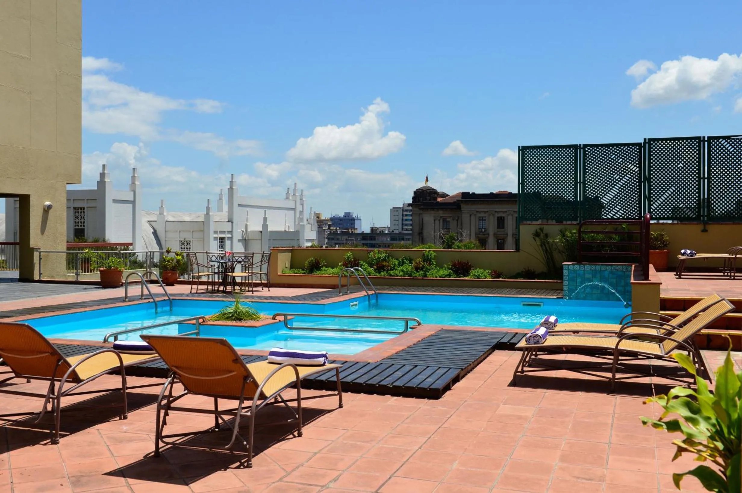 Swimming pool in Pestana Rovuma