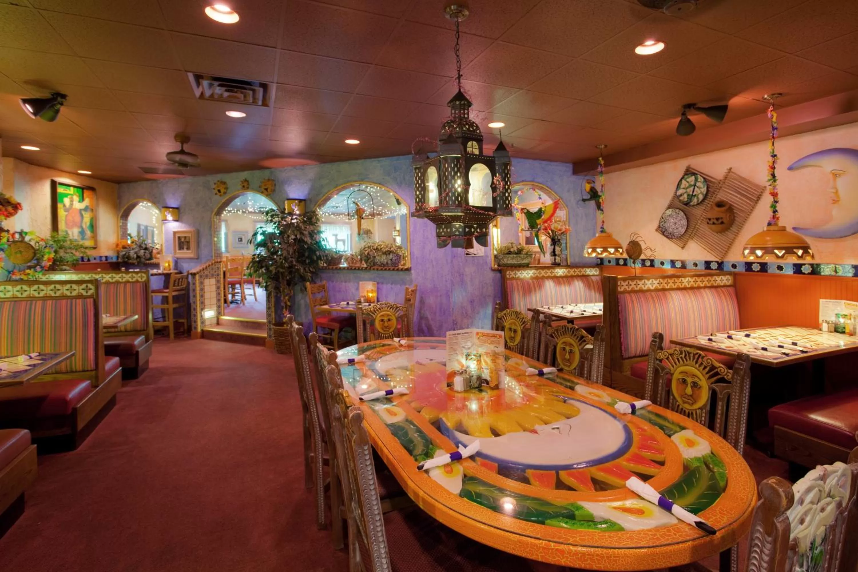 Restaurant/places to eat in Holiday Inn Salem by IHG