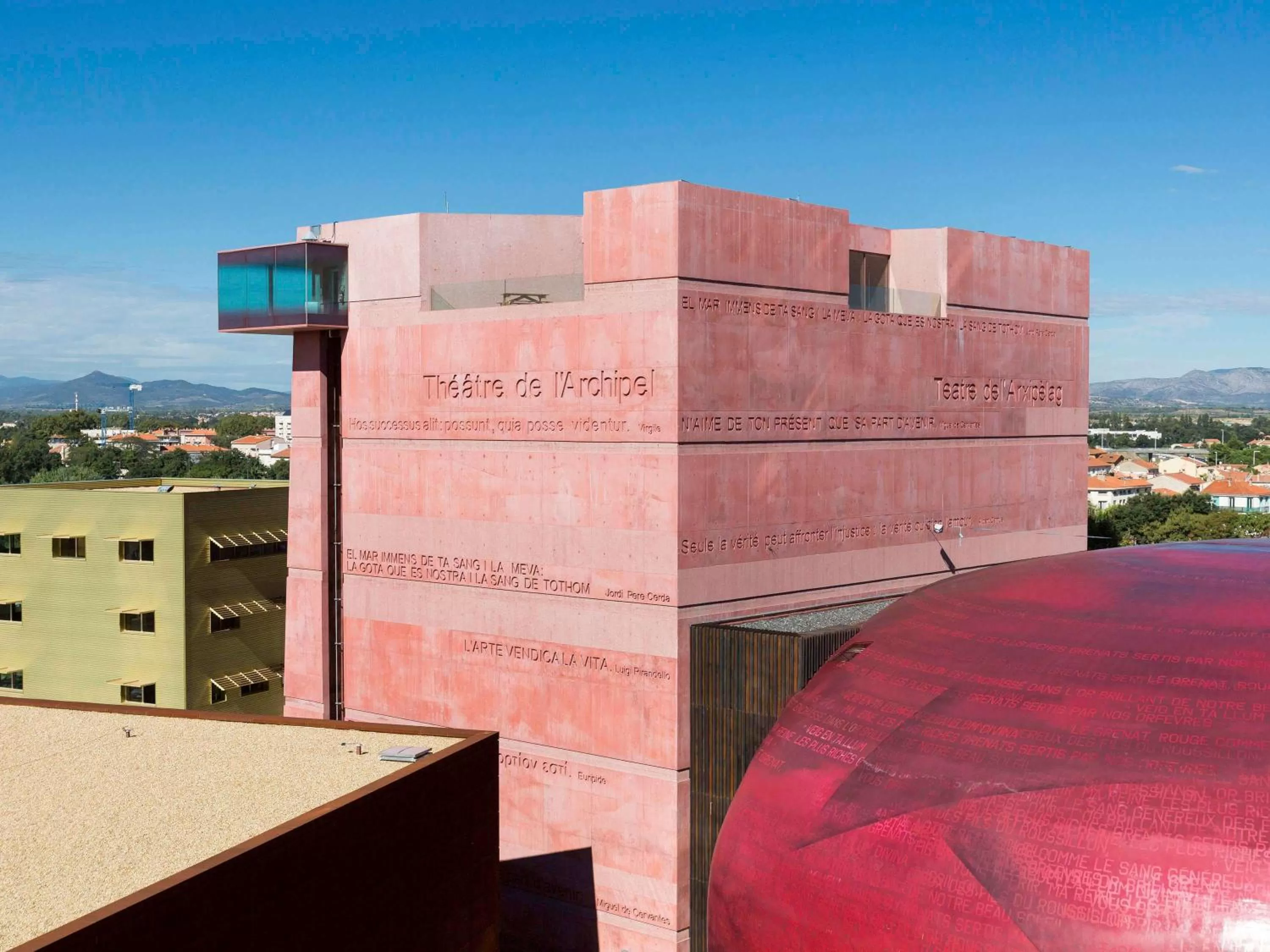 Property building in ibis budget Perpignan Centre Rénové en 2025