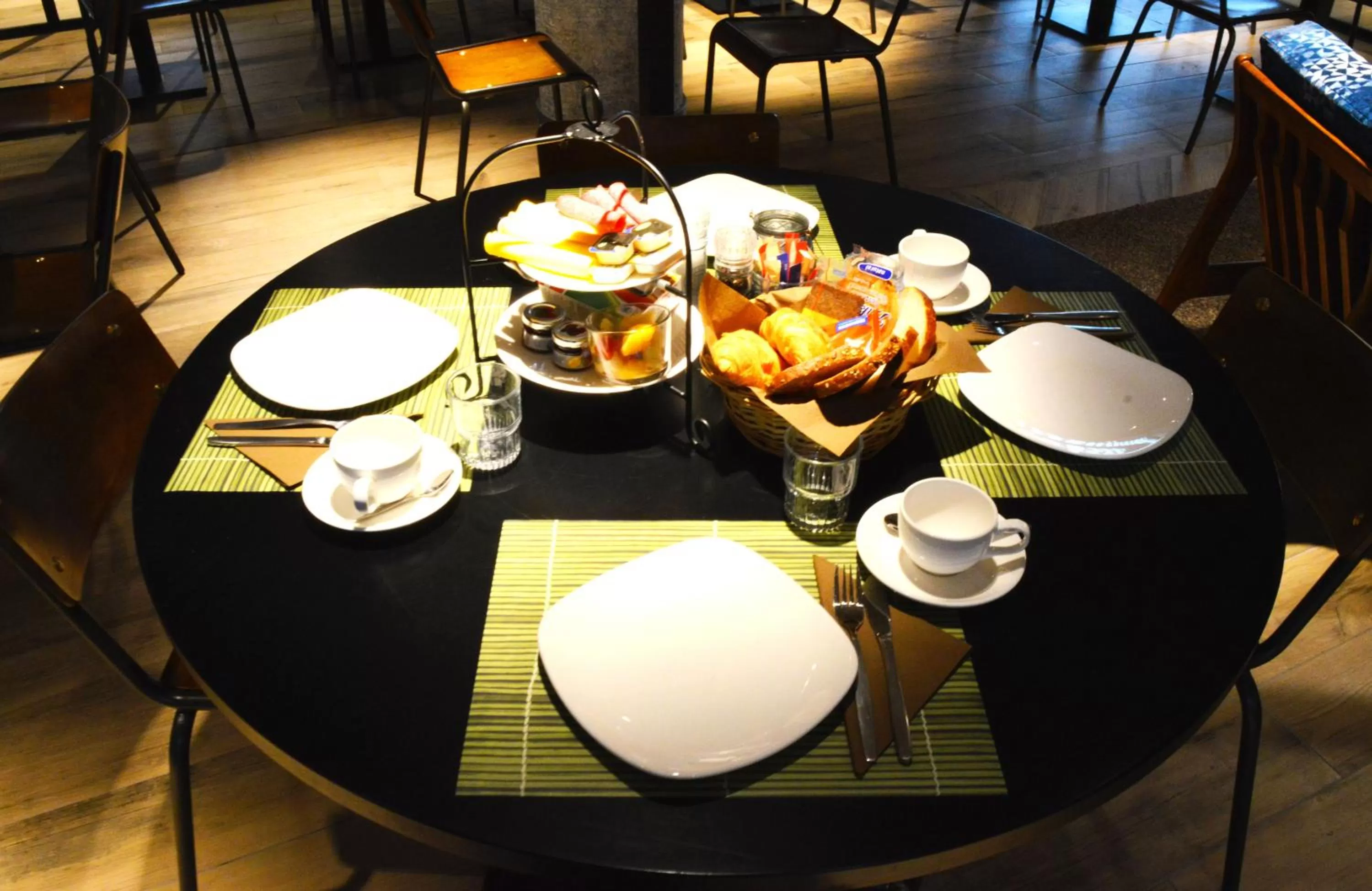 Restaurant/places to eat in Skotel The Hague, Hotelschool The Hague