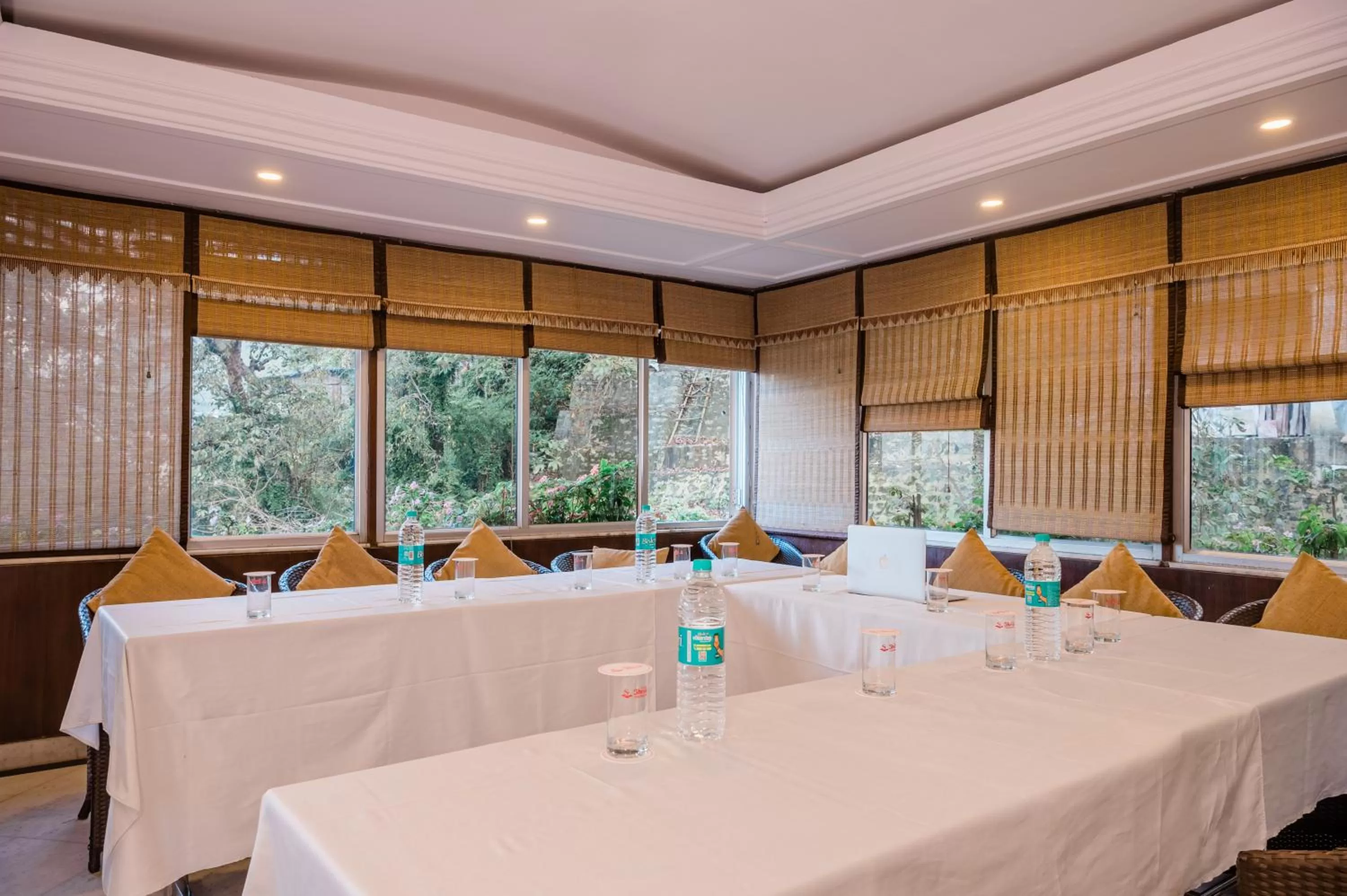 Meeting/conference room in Hotel Shiva Continental