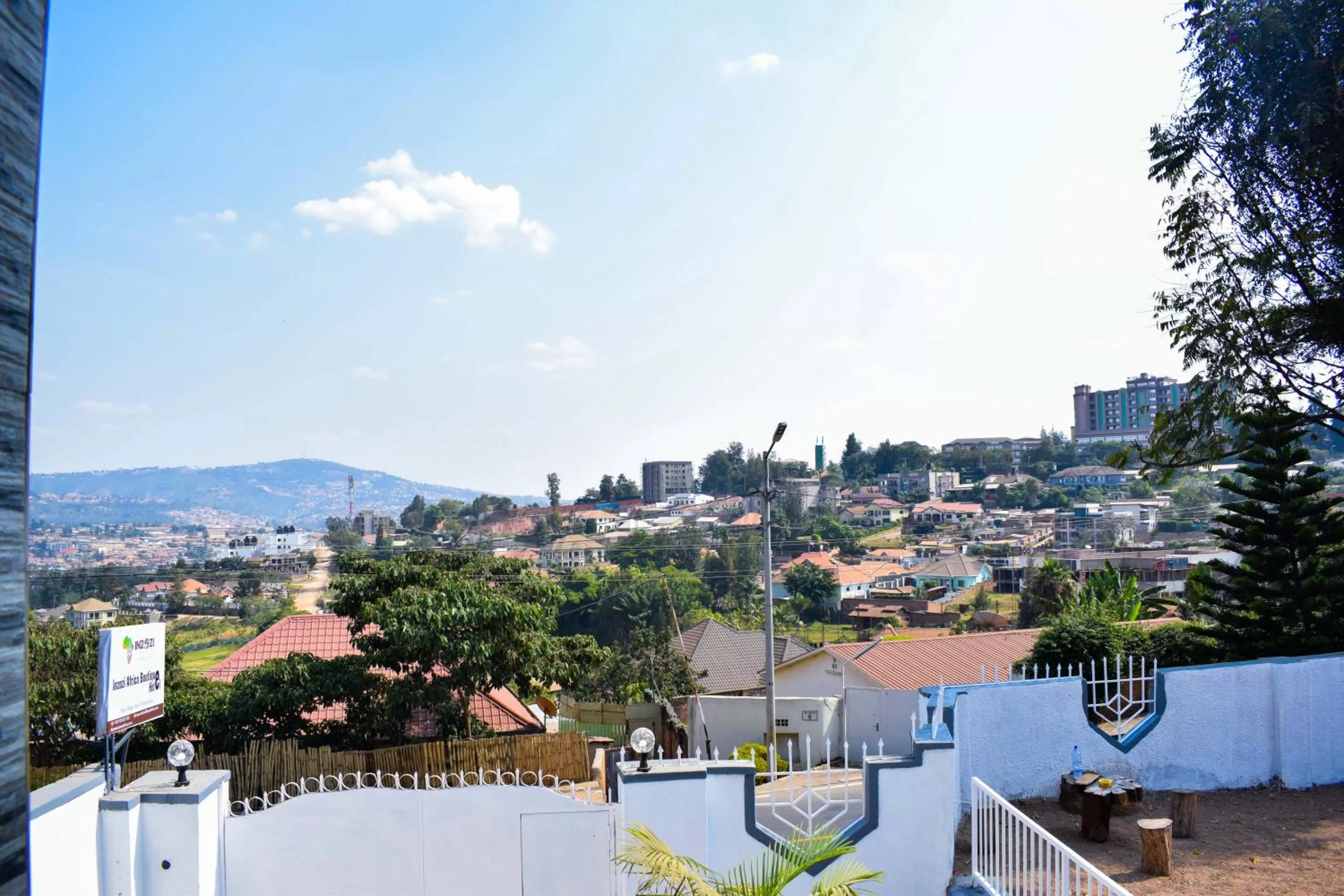 Nearby landmark, Mountain View in INZOZI AFRICA HOUSE B&B-Gishushu