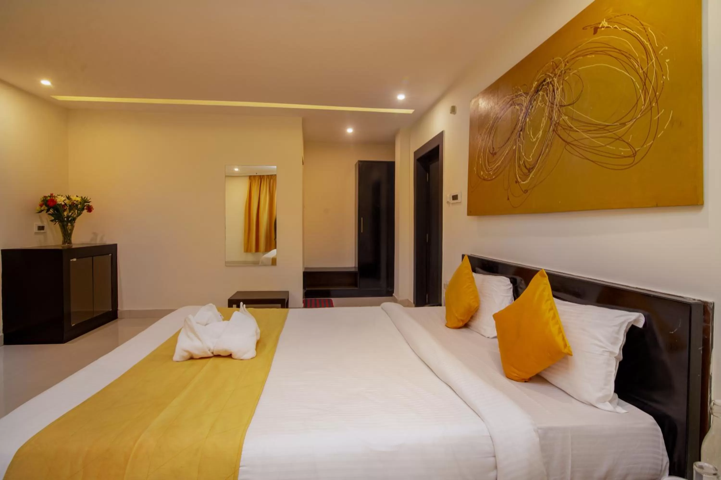 Bed in Muscatel Yavachi - 400 Mts from MG Marg