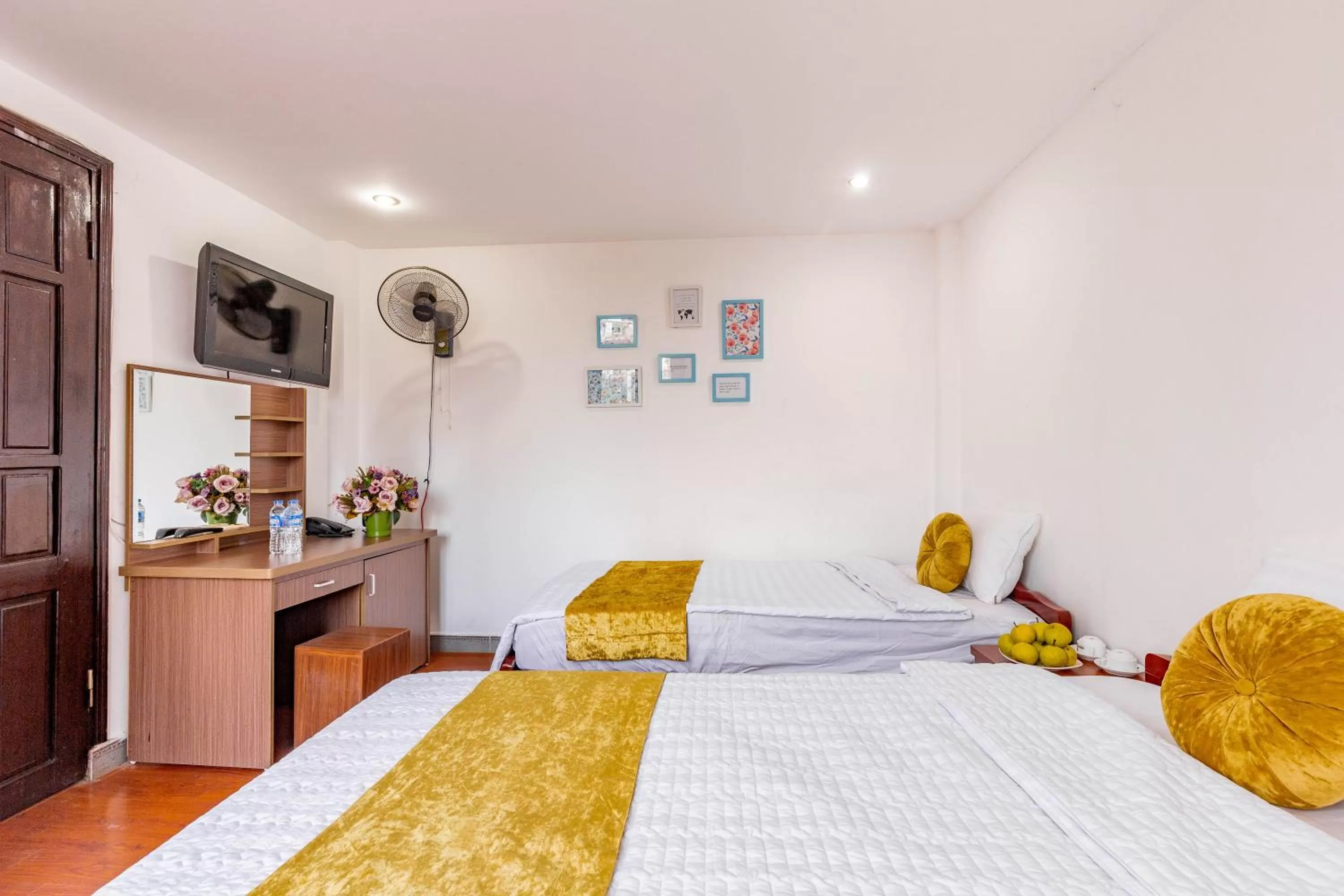 Bed in Hanoi View Legend Hotel