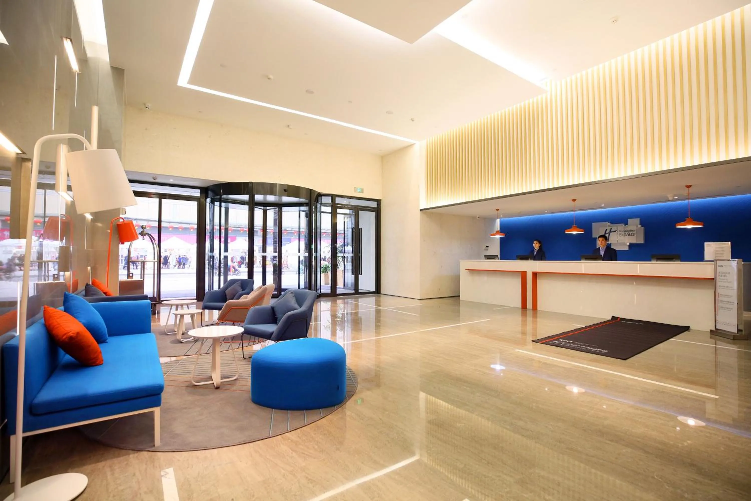 Property building in Holiday Inn Express Chengdu North Railway Station by IHG - Near Panda Base, Near Chunxi Road Free laundromat