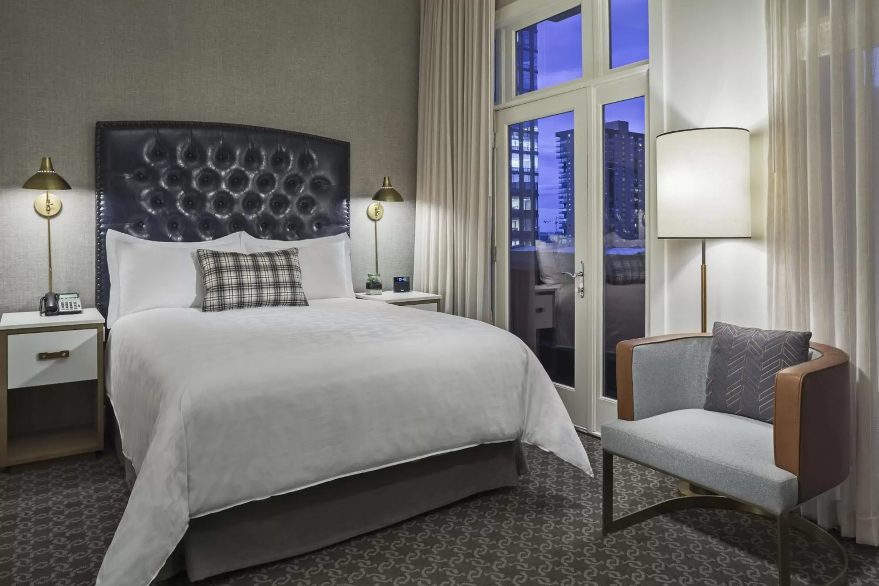 Queen Room with Balcony in Hotel Teatro Queen Room with Balcony in Hotel Teatro