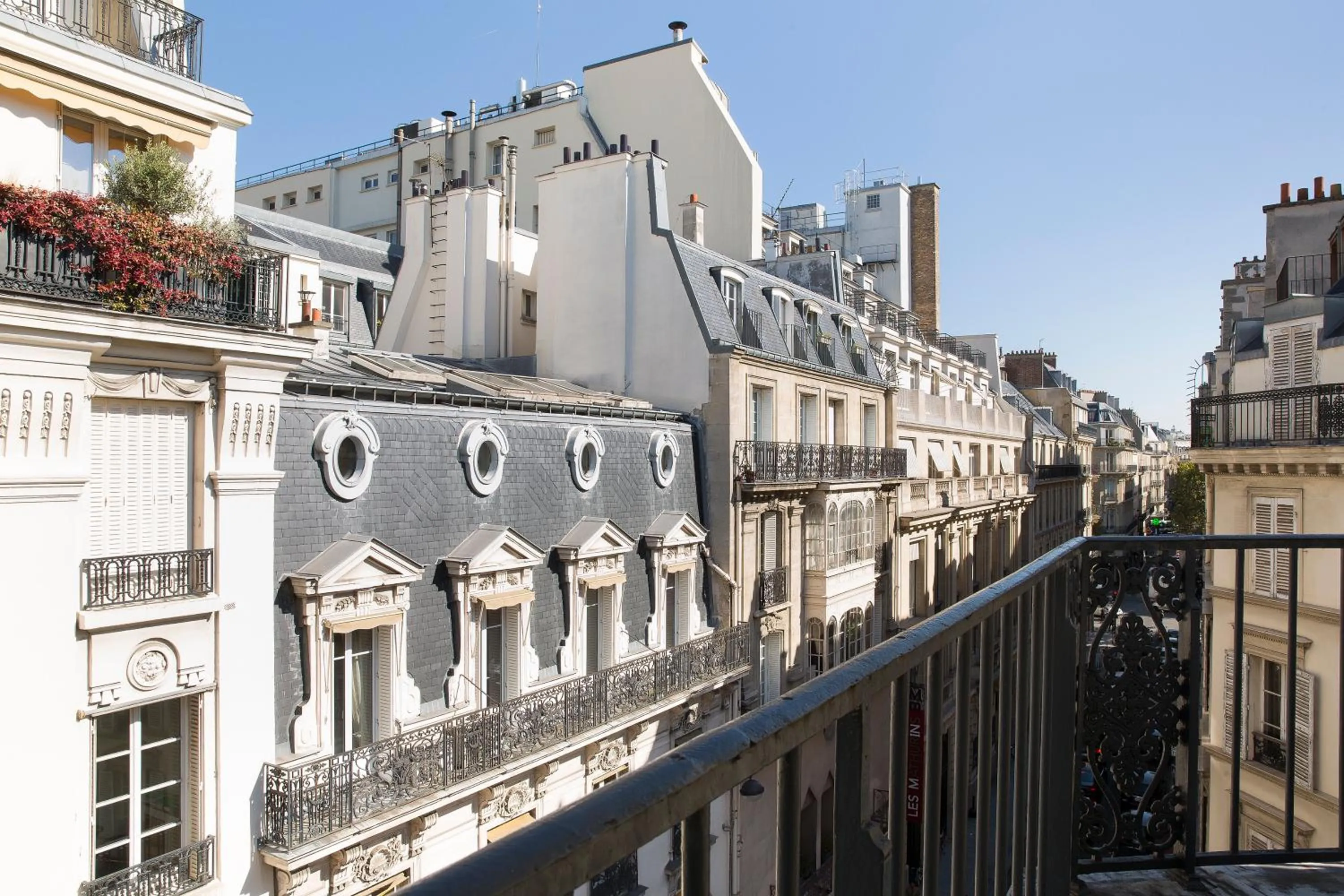 Day in Hôtel Cordelia Opéra-Madeleine