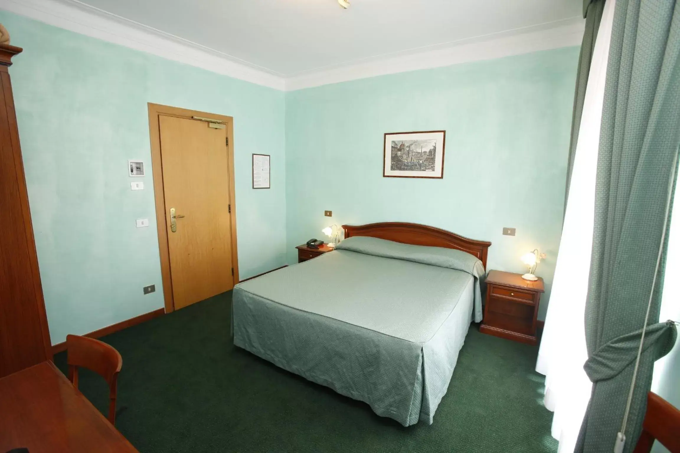 Double Room in Hotel Adriatic Double Room in Hotel Adriatic