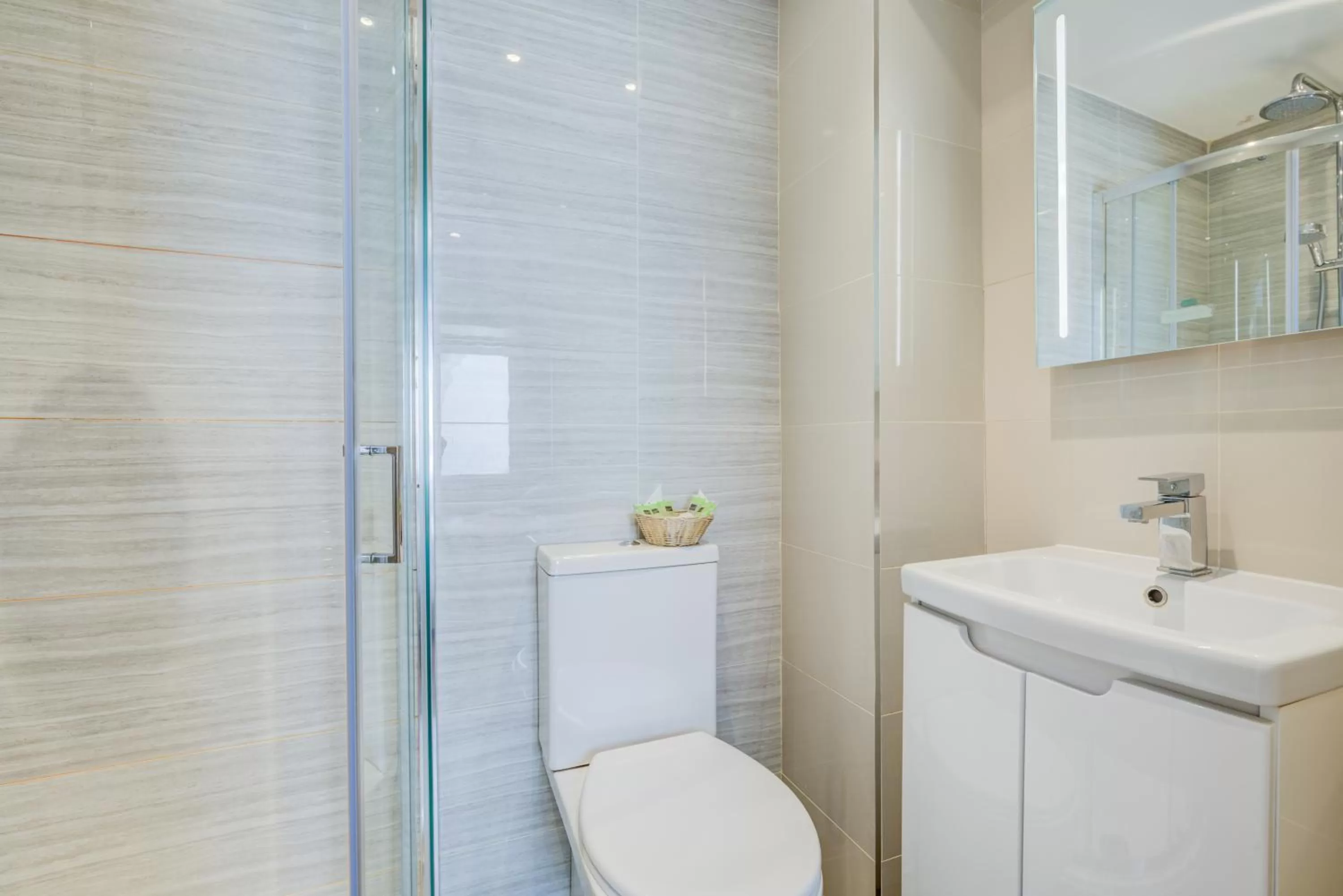 Admiral Hotel at Park Avenue