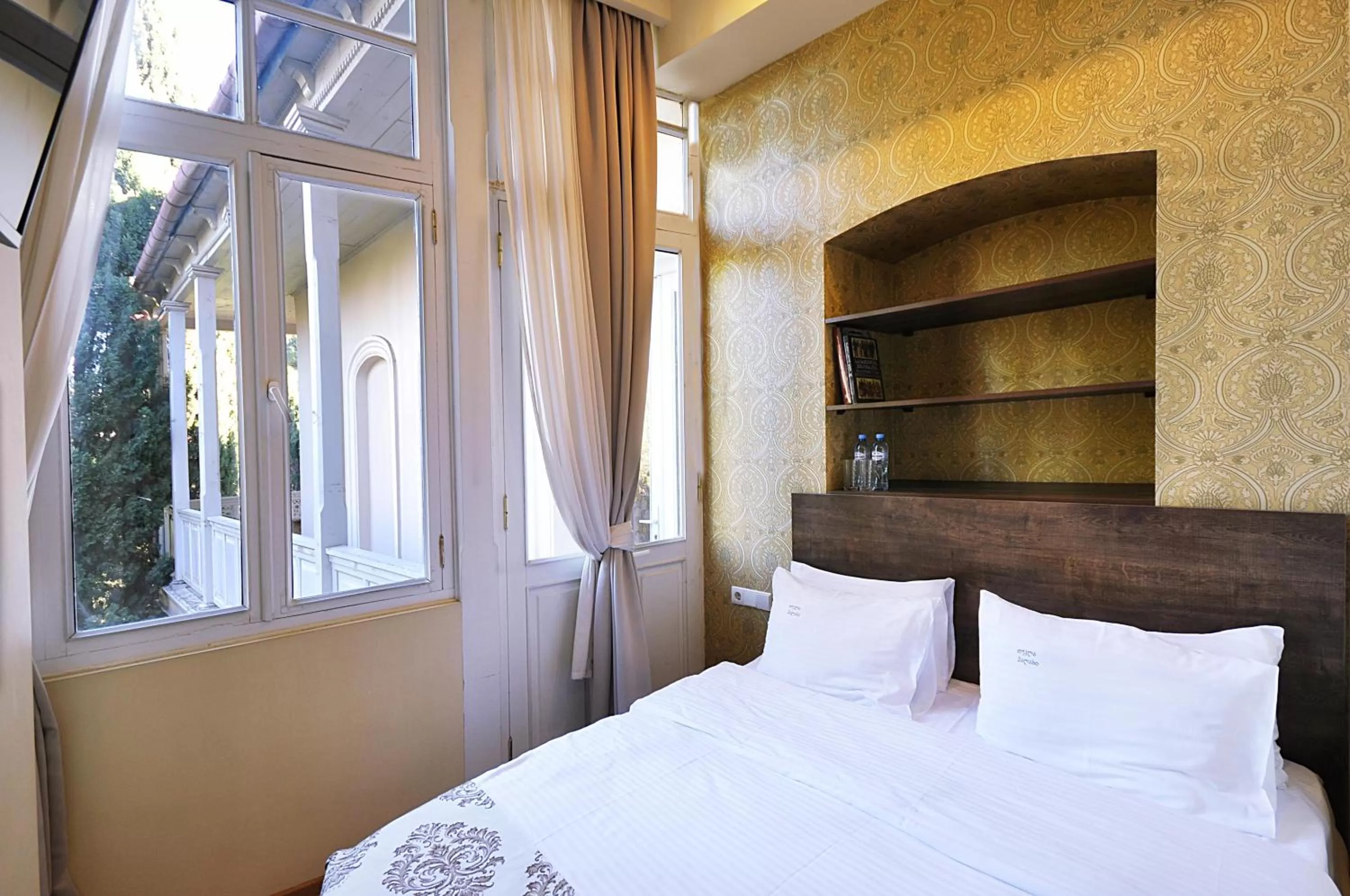 Bed in Tekla Palace By Urban Hotels