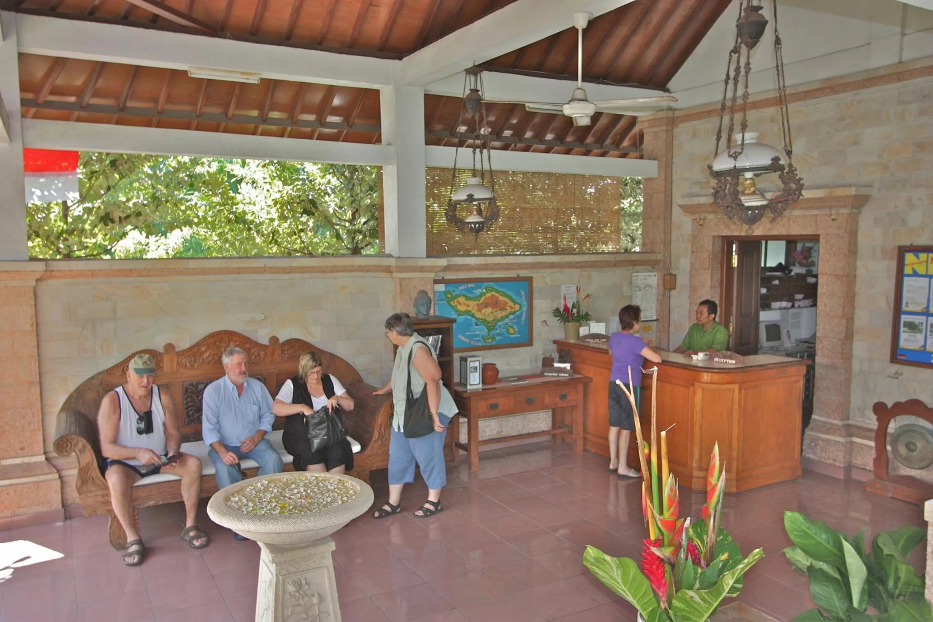 Lobby or reception in Bumi Ayu Bungalow Sanur