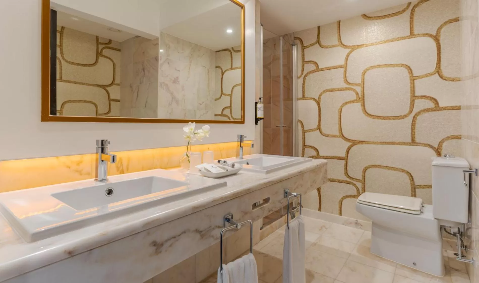 Bathroom in Pestana Alvor Praia Premium Beach & Golf Resort