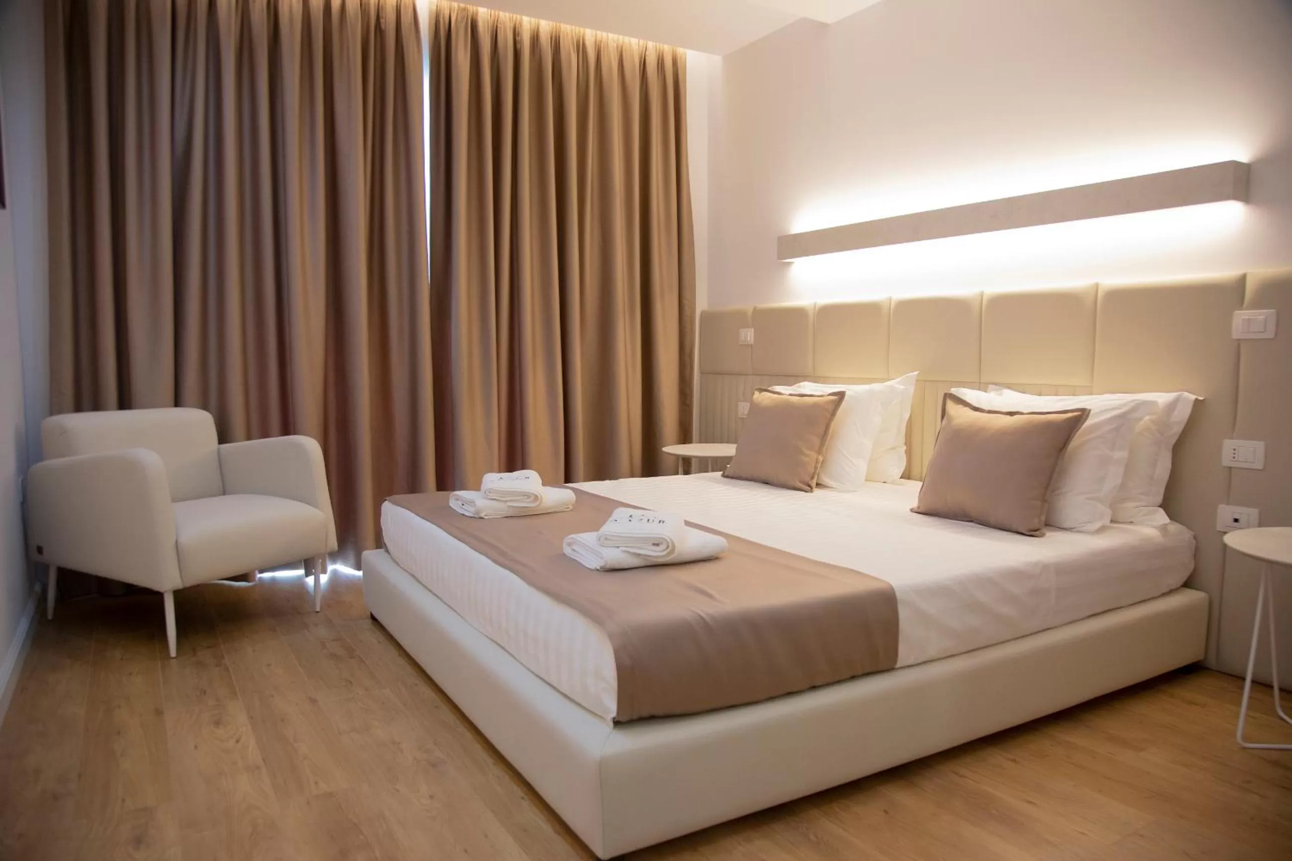 Bed in Dazur Coast Resort