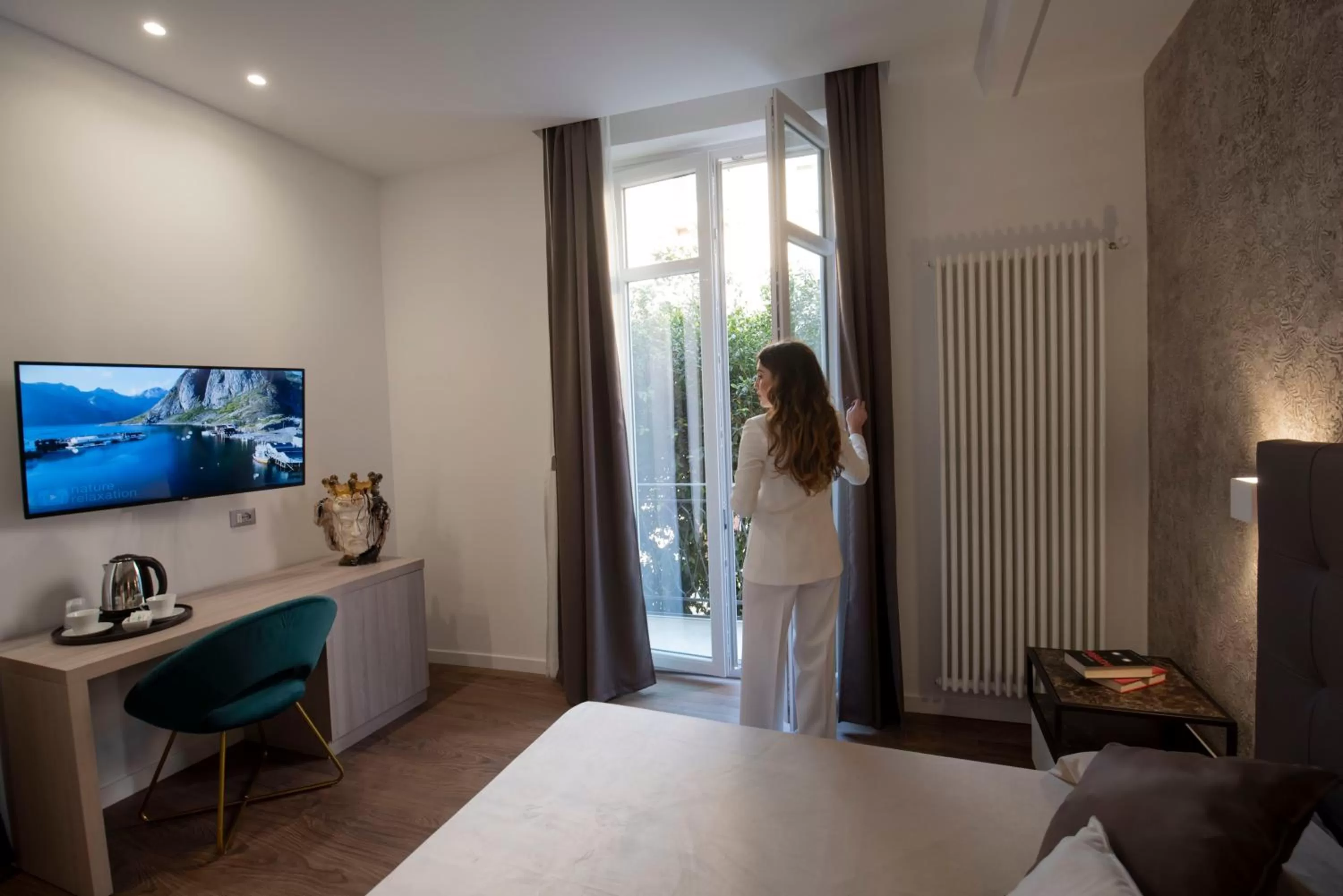 TV and multimedia, Bed in Fervore Luxury Rooms