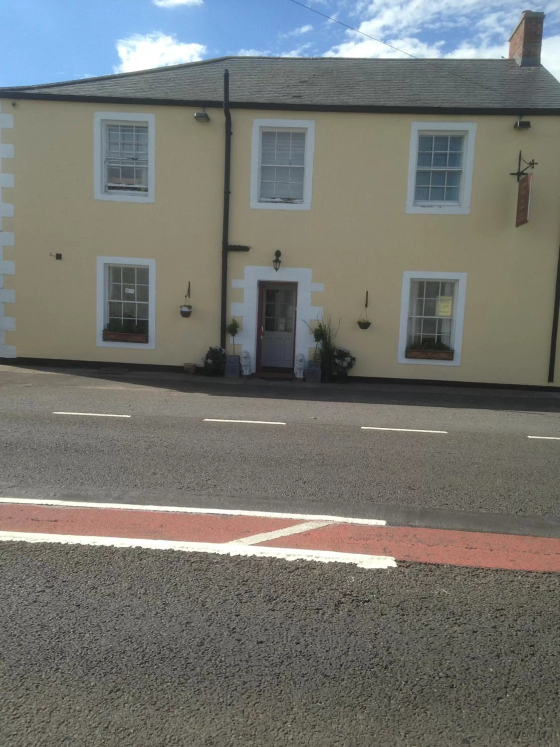 Property building in Lynebank House Hotel, Bed & Breakfast