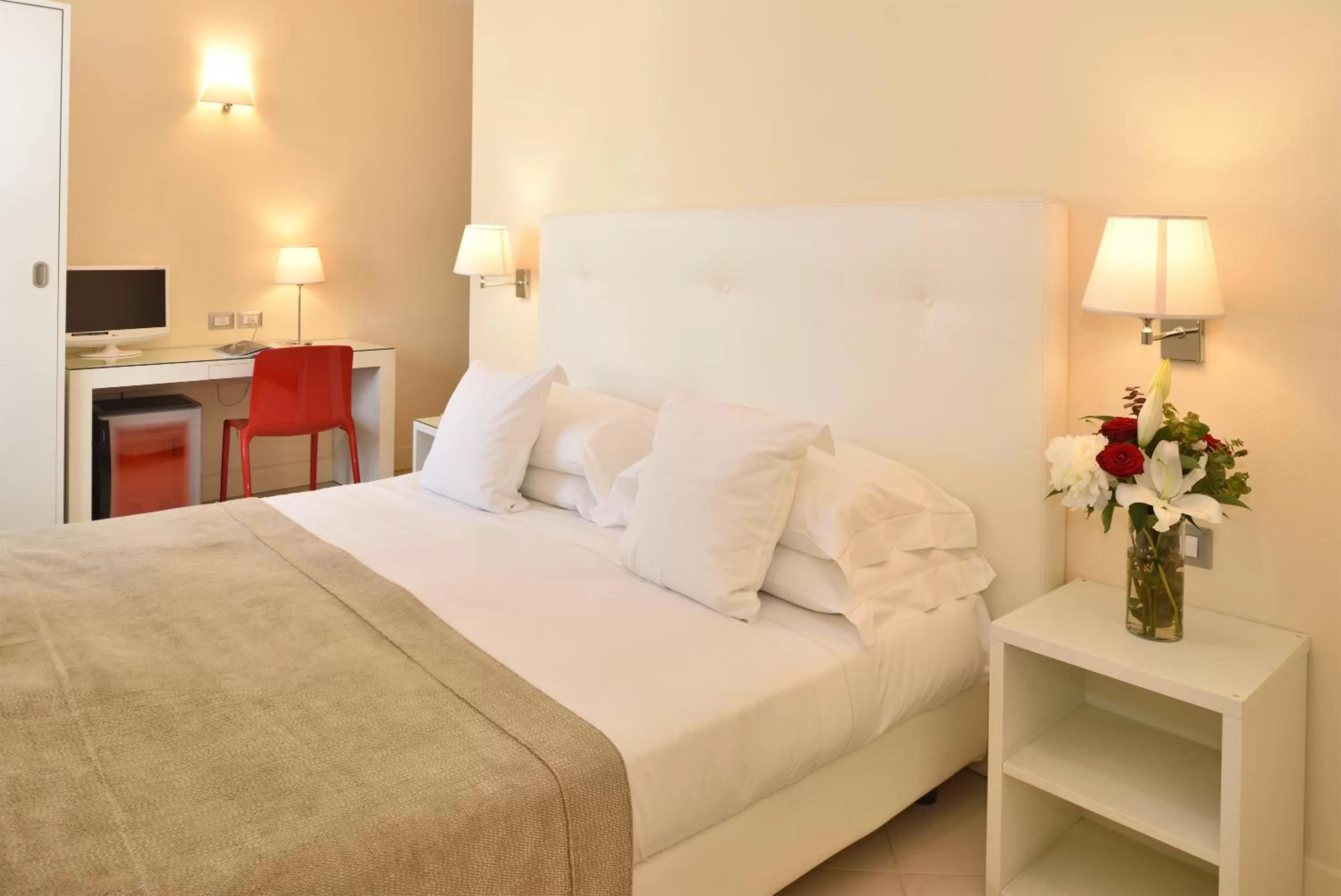 Photo of the whole room, Bed in Residenza Fiorentina