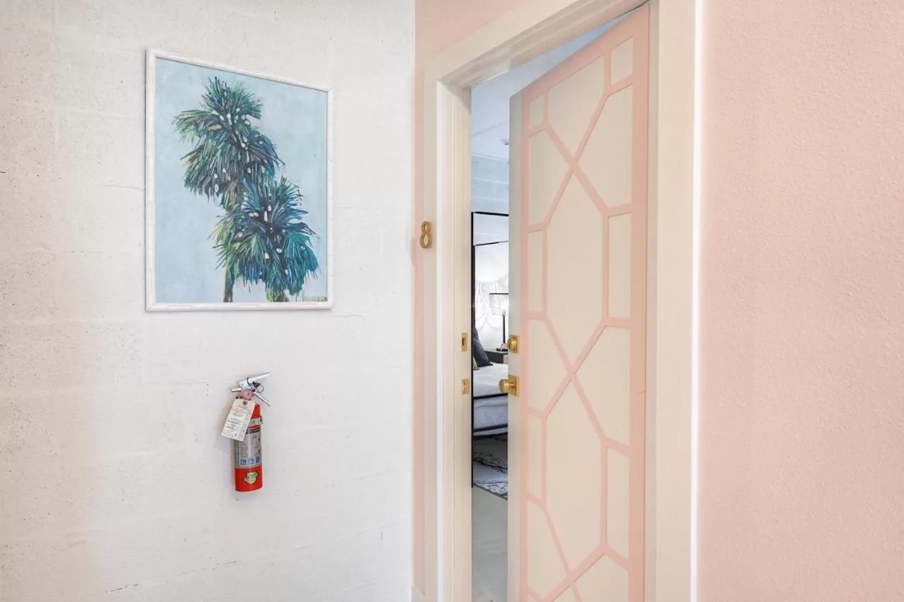 Bathroom in The Oleander Hotel Room 8