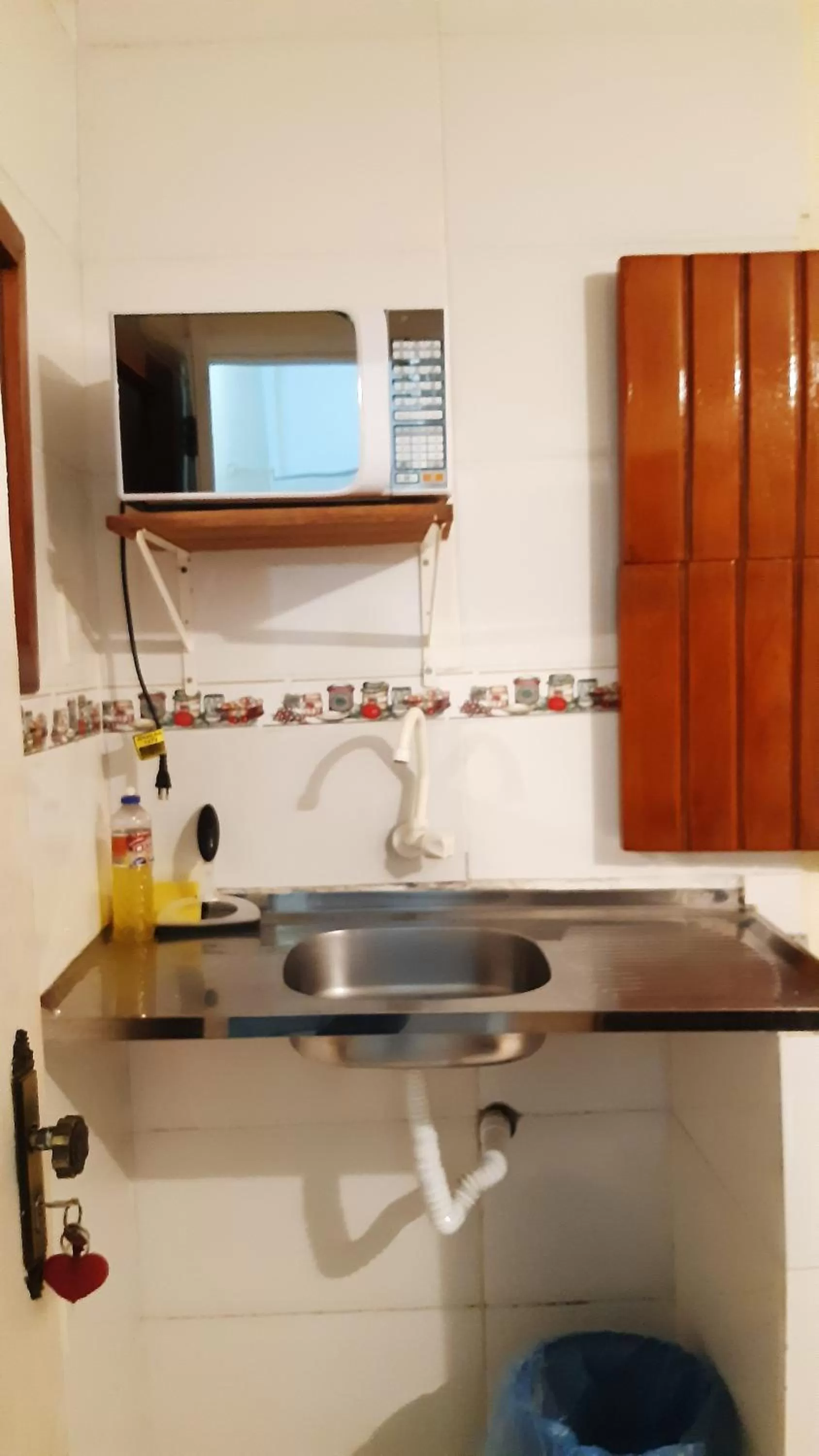 Coffee/tea facilities, Kitchen/Kitchenette in Pousada Reino Encantado - São Thomé das Letras - Minas Gerais