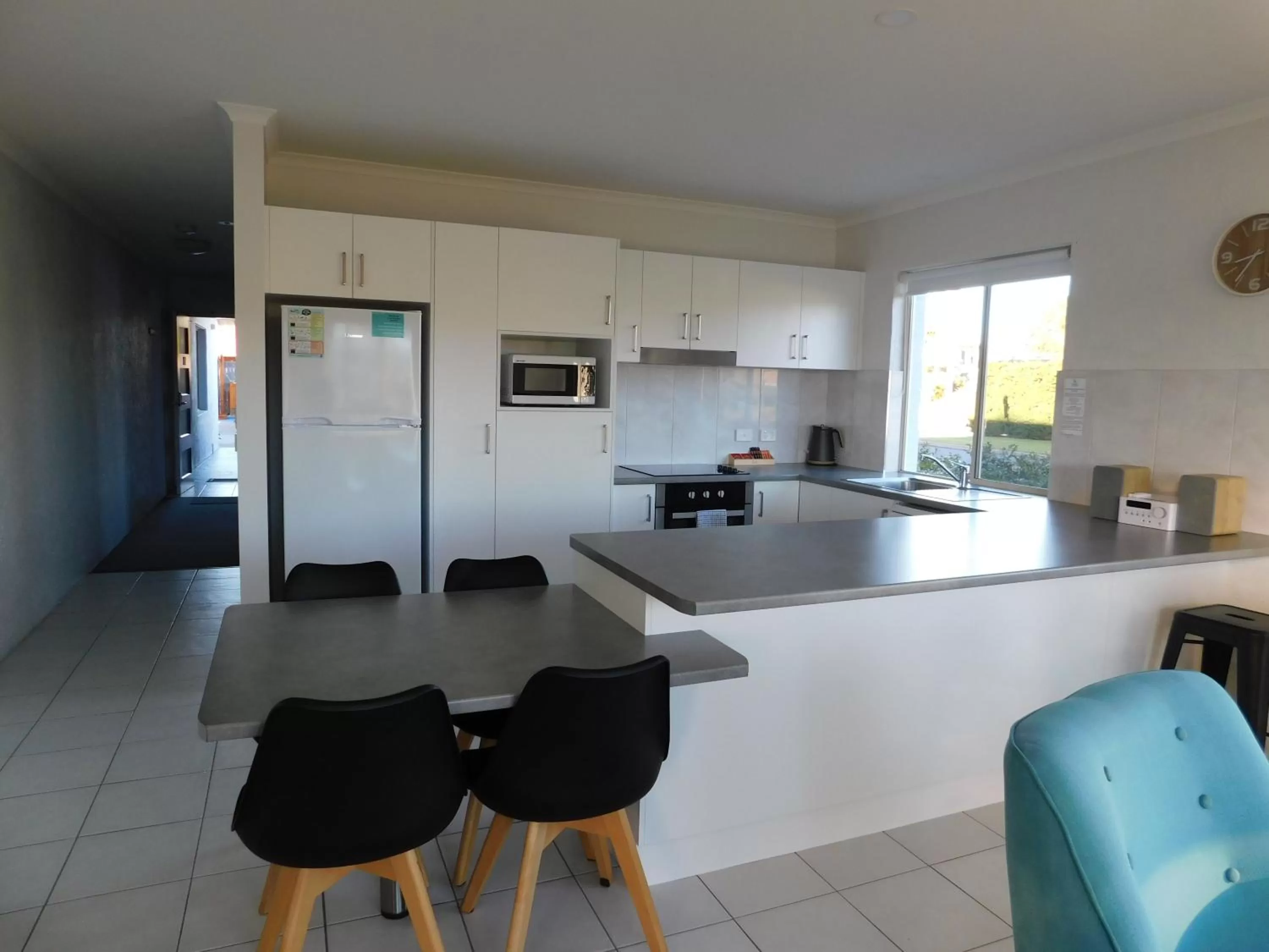Kitchen or kitchenette in Merimbula Lake Apartments