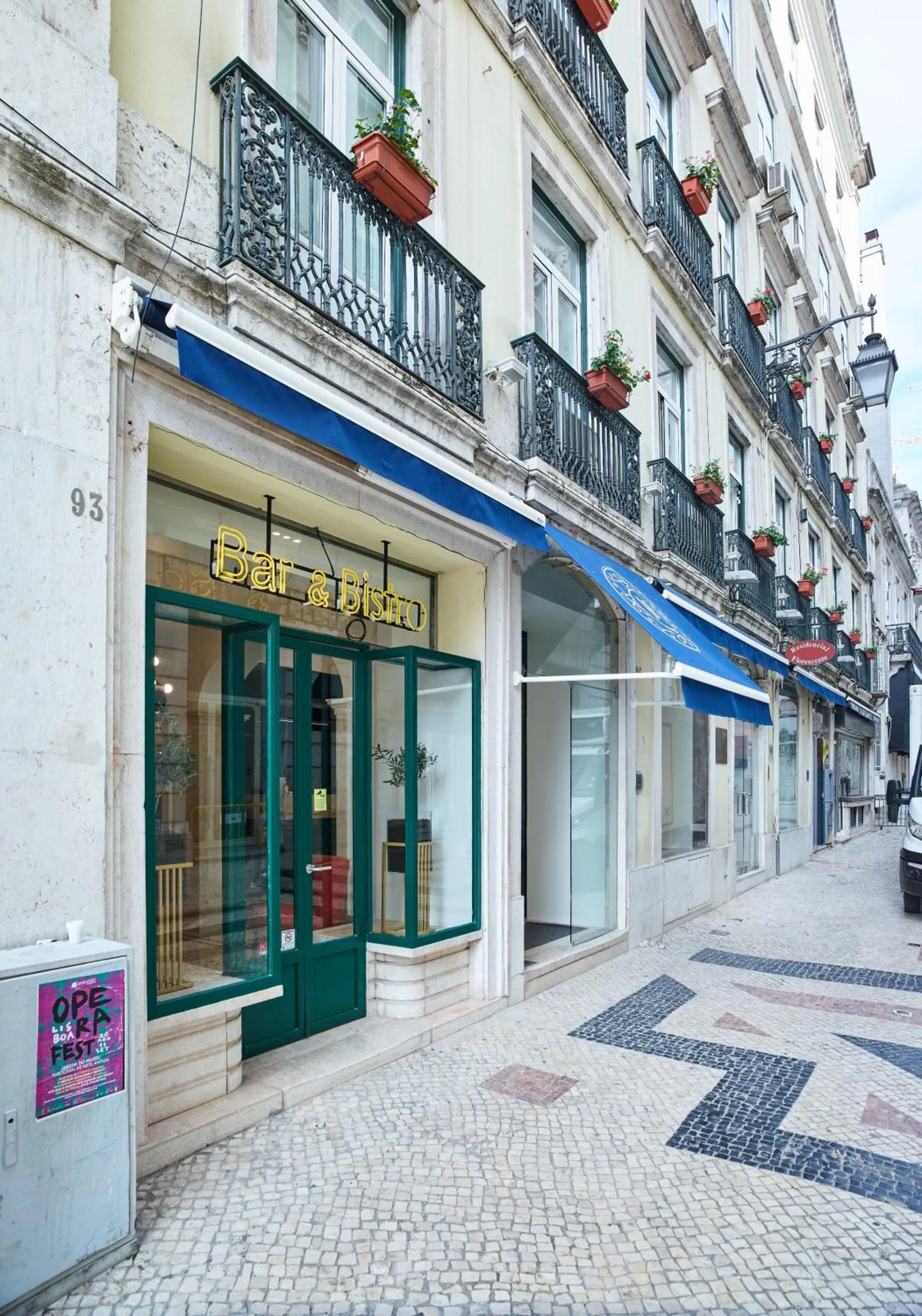Facade/entrance in Hotel Florescente