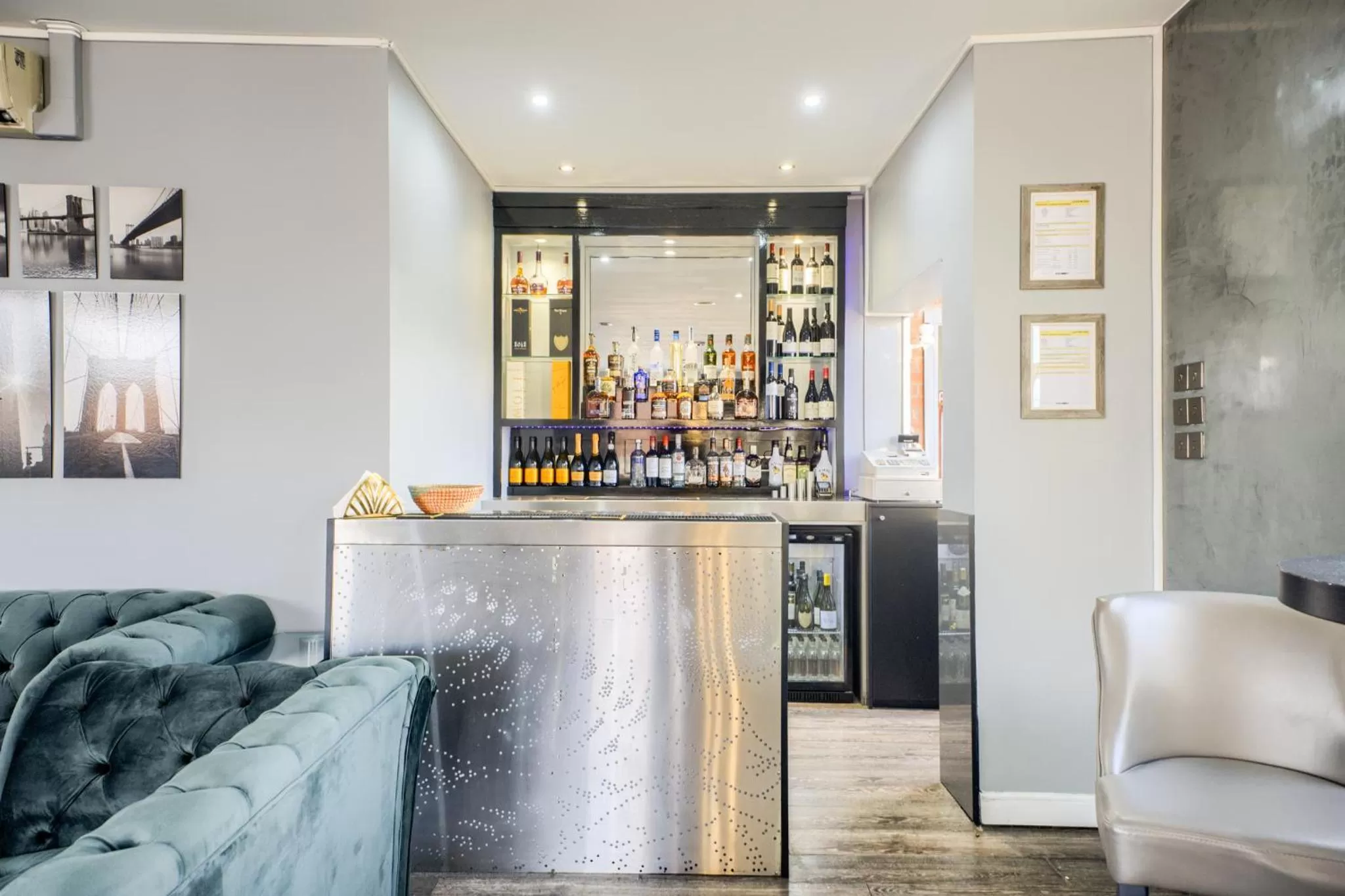 Lounge or bar in Villare Leicester City Centre hotel