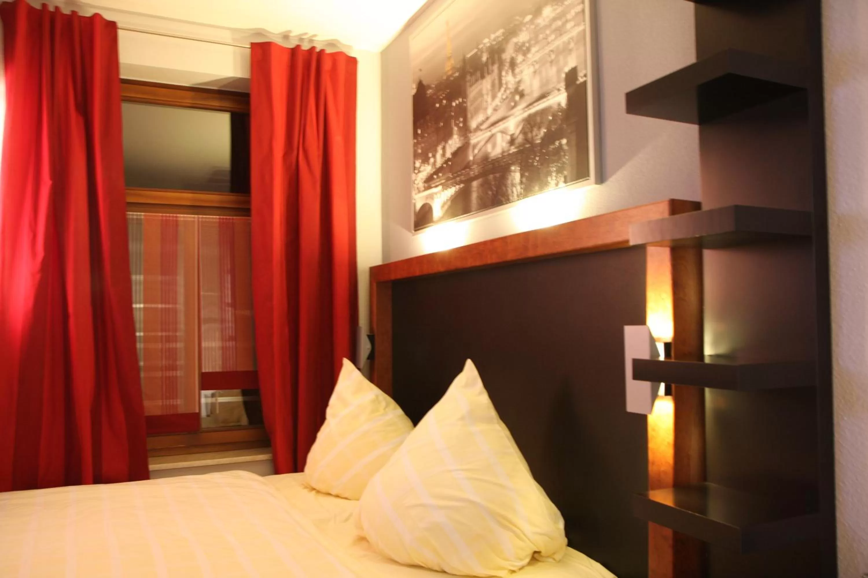 Bed in SL'otel - Das StadtHotel - voll Klimatisiert