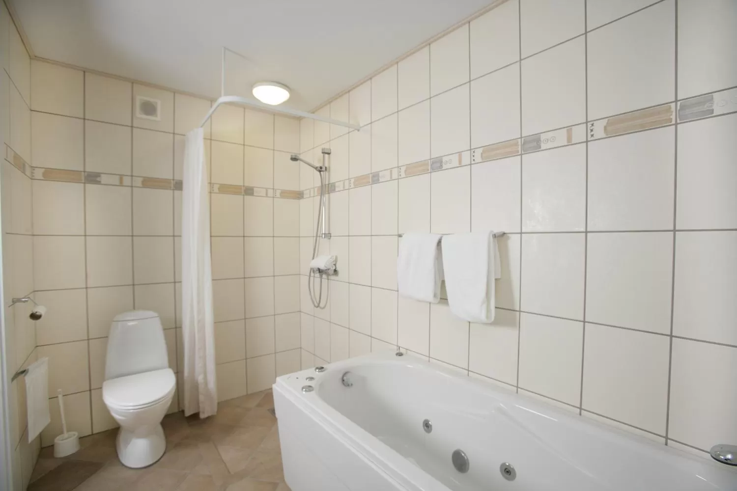 Toilet in Hotel Strandparken