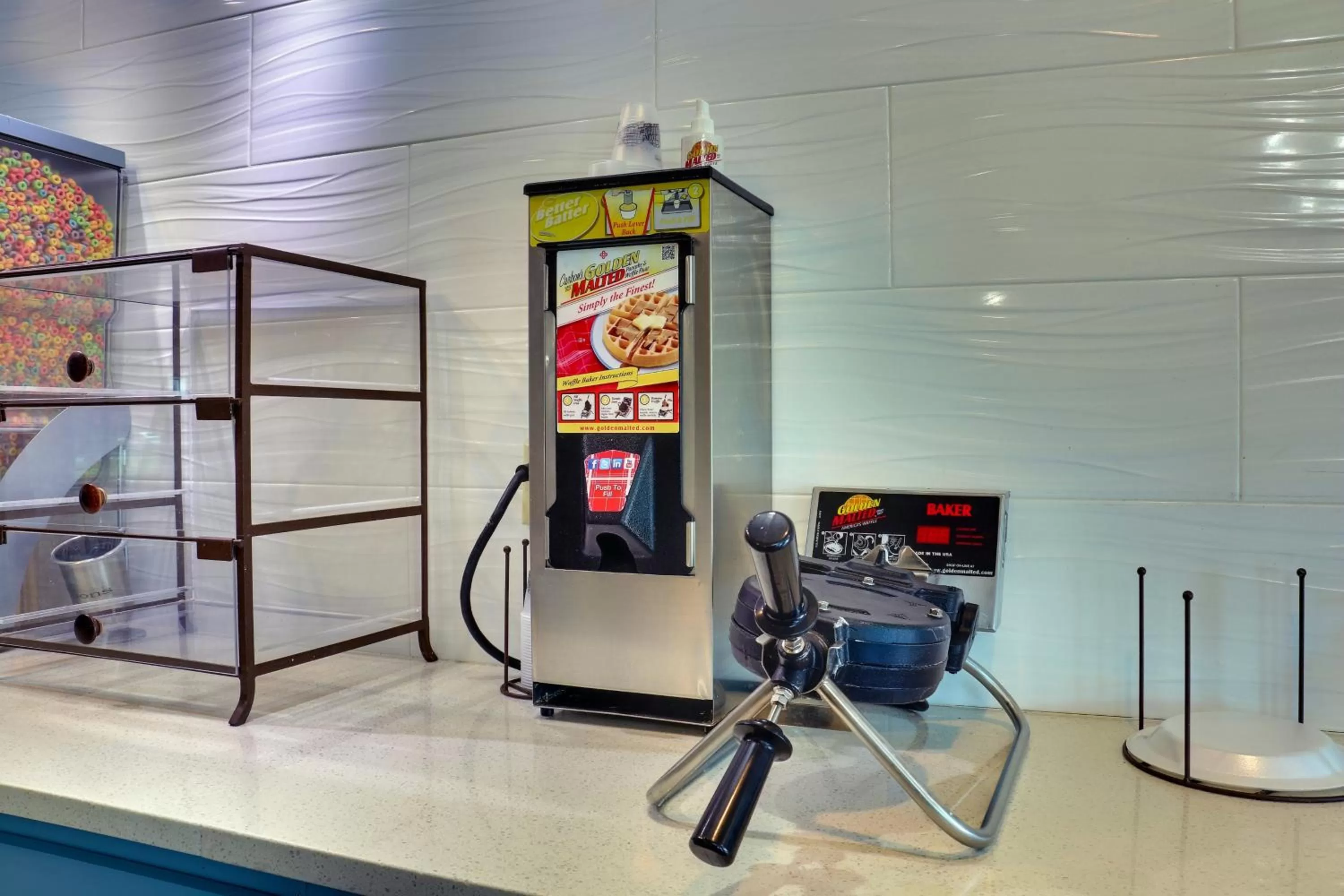 Food in Country Inn & Suites by Radisson, Savannah Gateway, GA