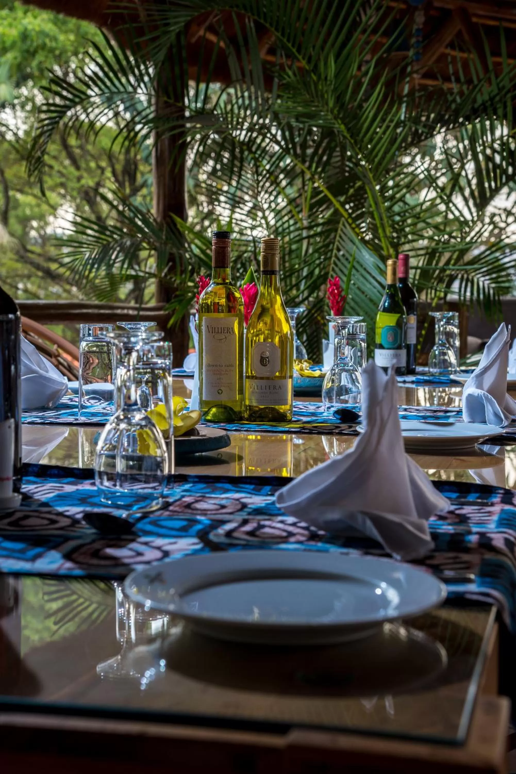 Alcoholic drinks in Dolphin Suites