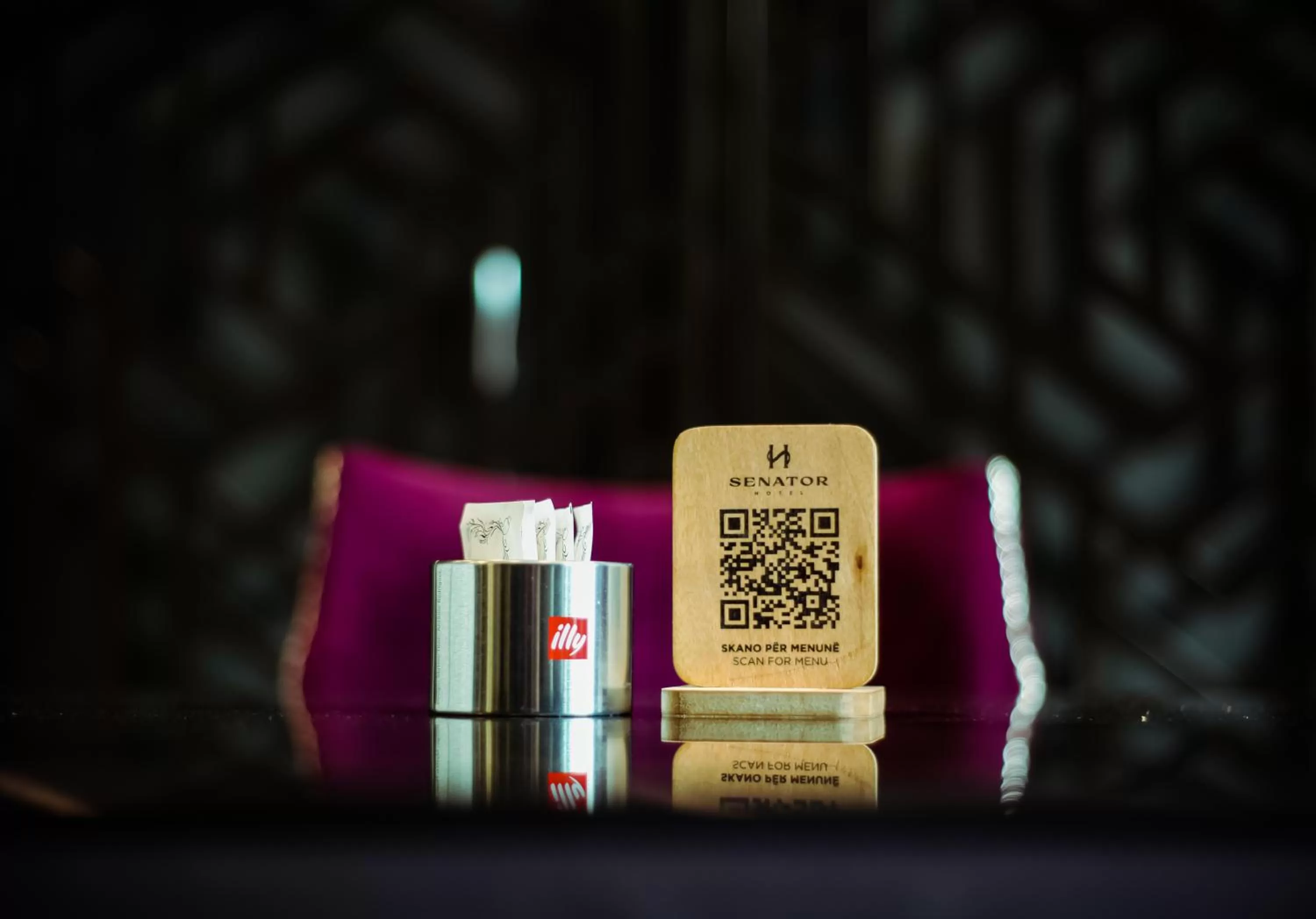 Logo/Certificate/Sign in Senator Hotel