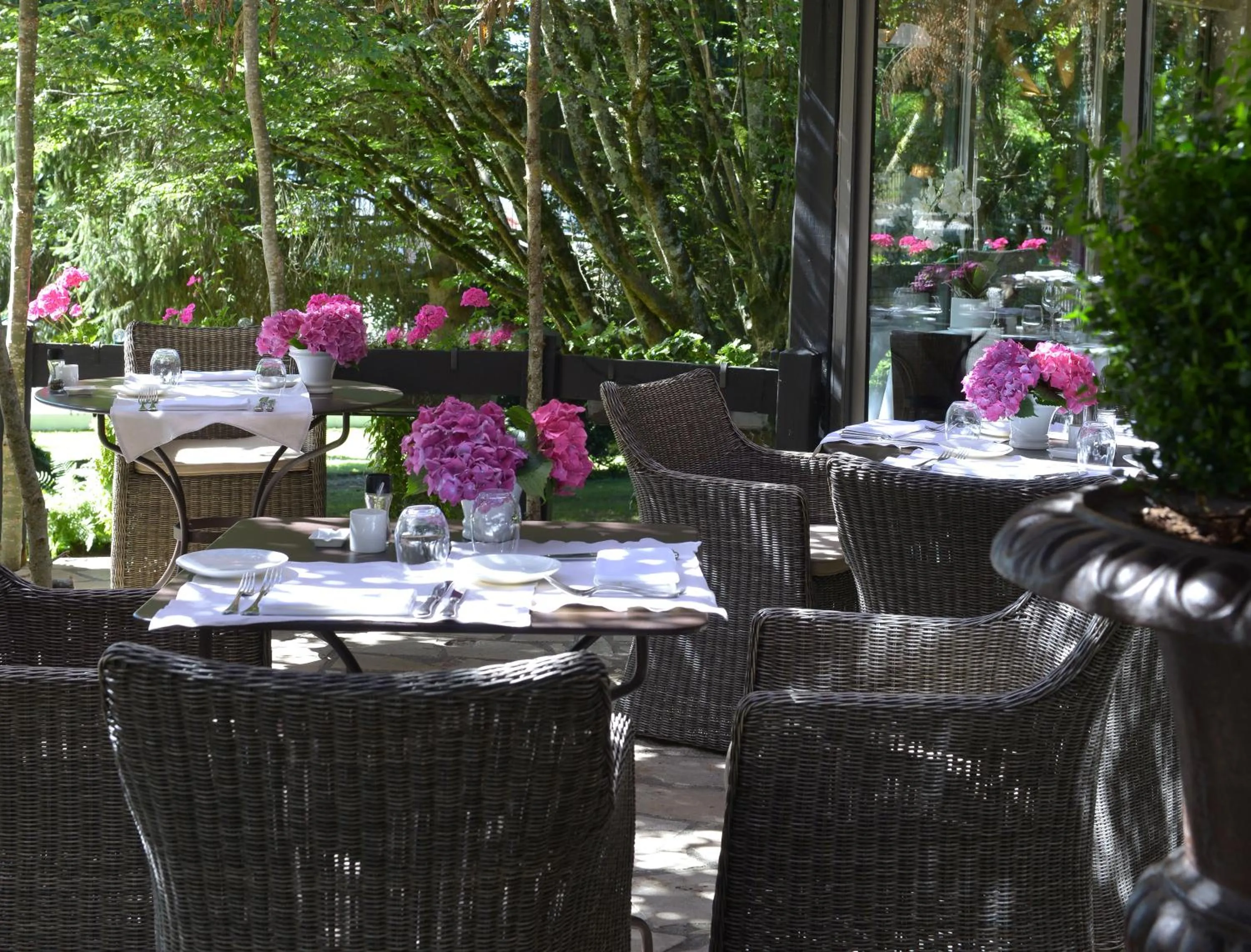 Property building in Logis Hotel - Restaurant Le Relais de Comodoliac