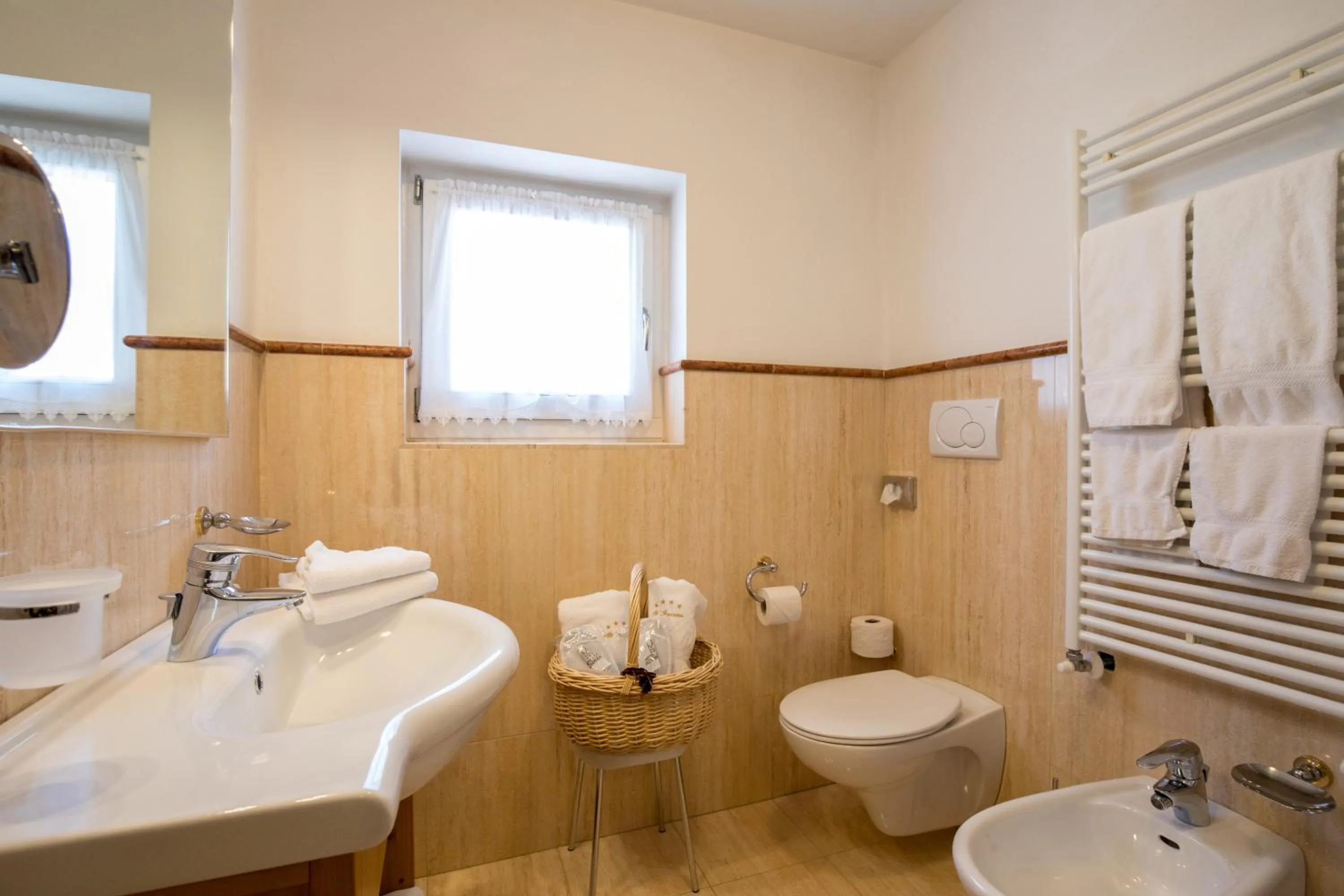 Shower in Hotel Chalet all'Imperatore