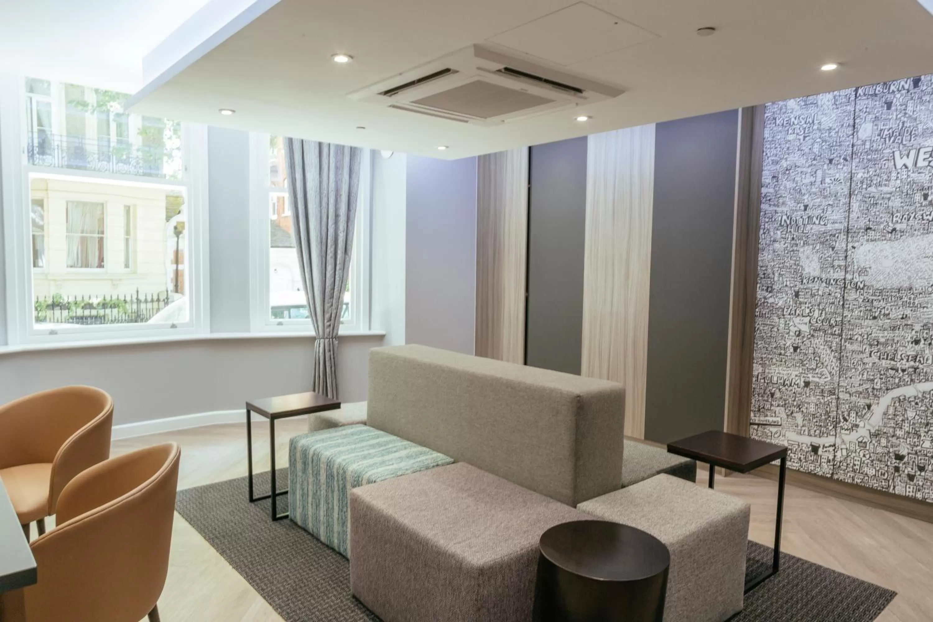 Lobby or reception in Oliver Plaza Hotel