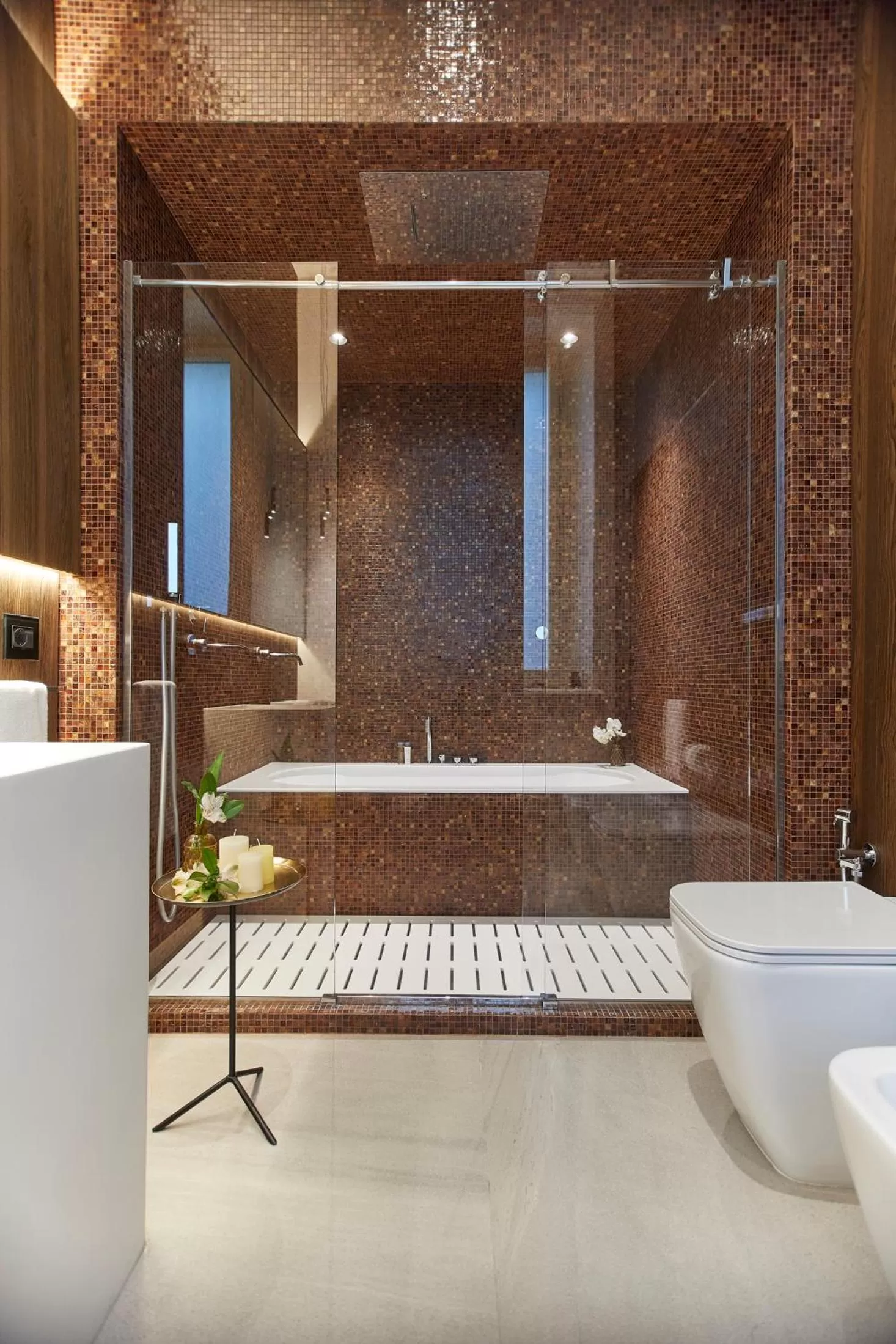 Shower in Messori Suites