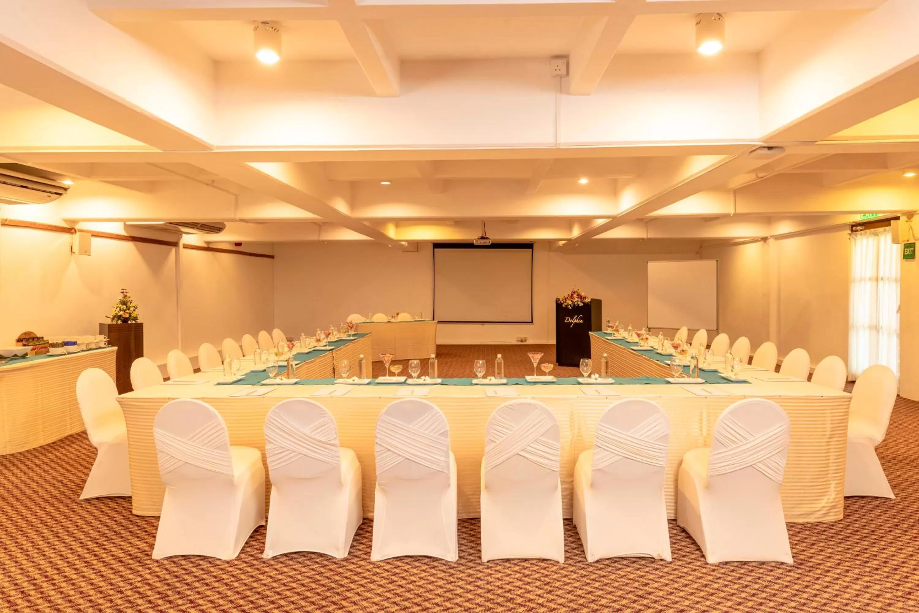 Meeting/conference room in Club Hotel Dolphin