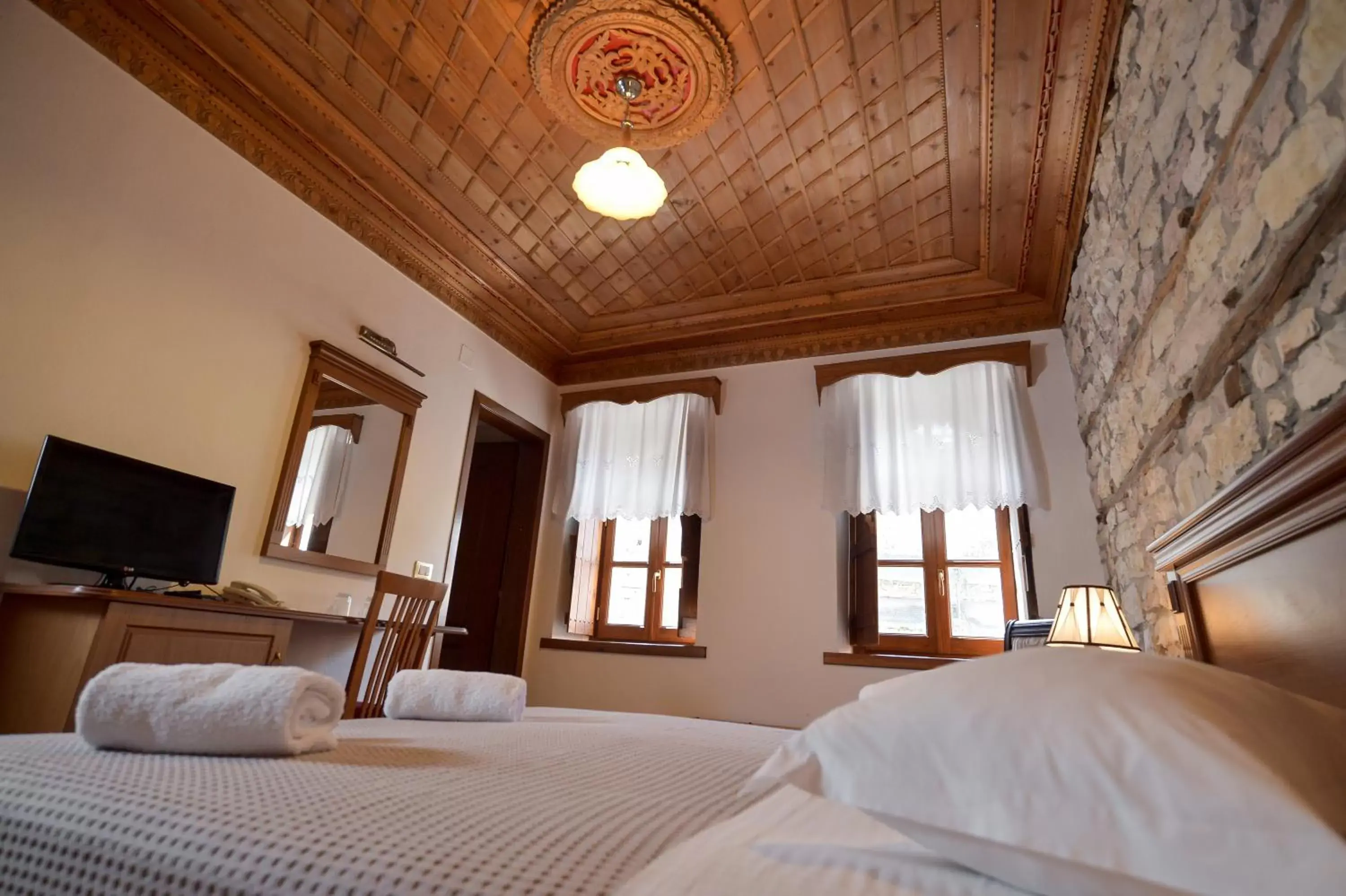 Double Room in Hotel Kalemi 2 Double Room in Hotel Kalemi 2