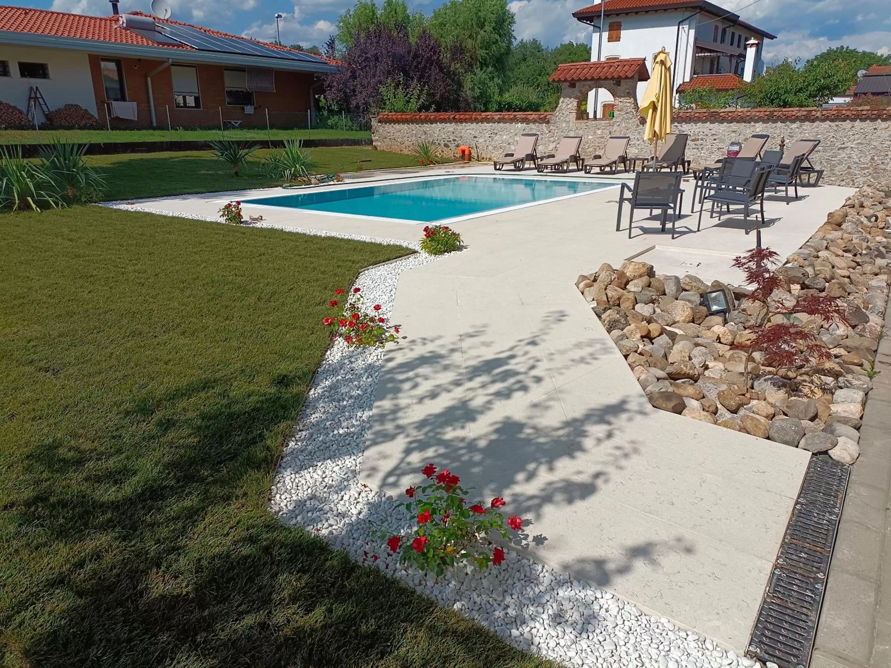 Swimming Pool in Casa Pellis