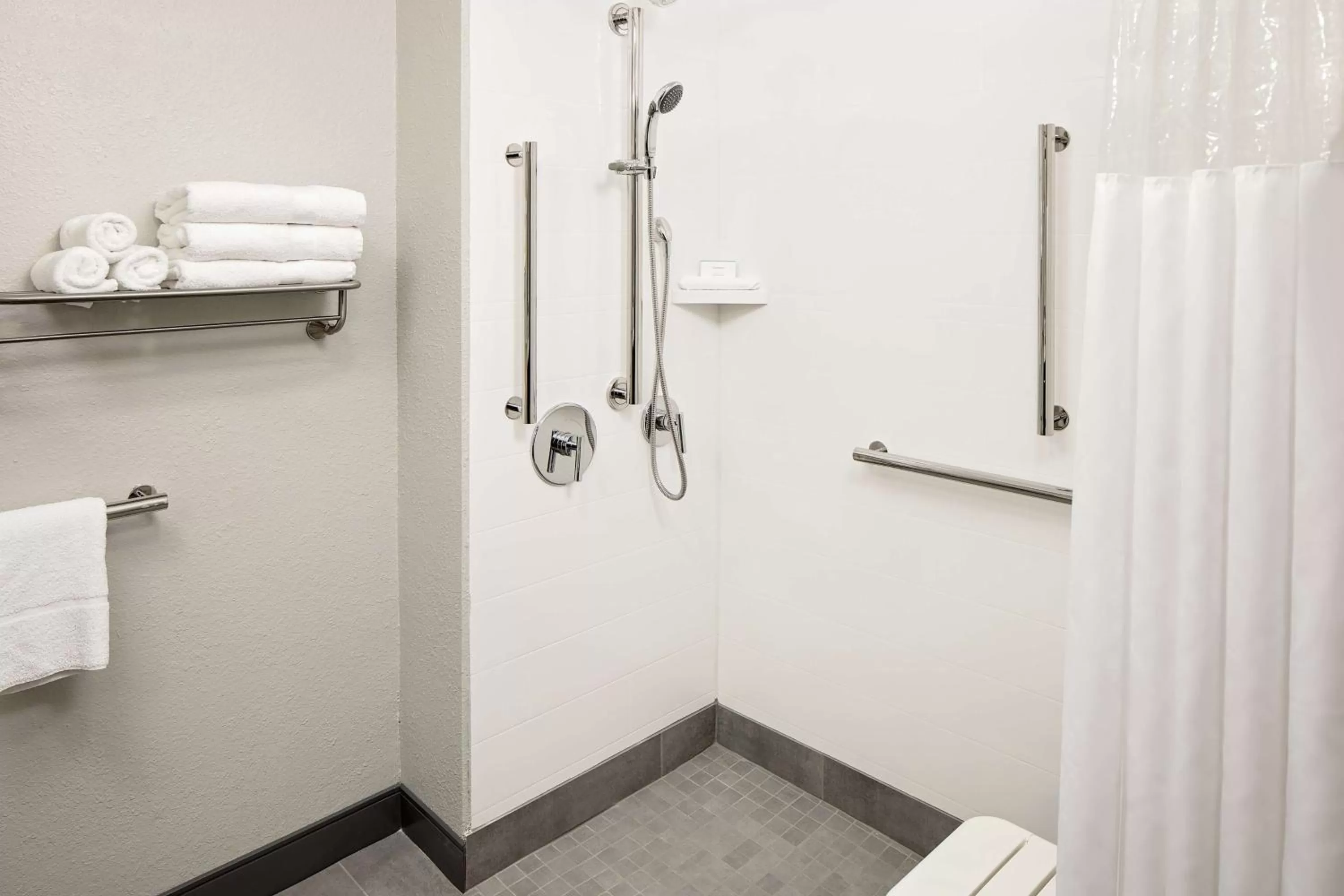 Shower in Hampton Inn & Suites Houston-Medical Center-NRG Park