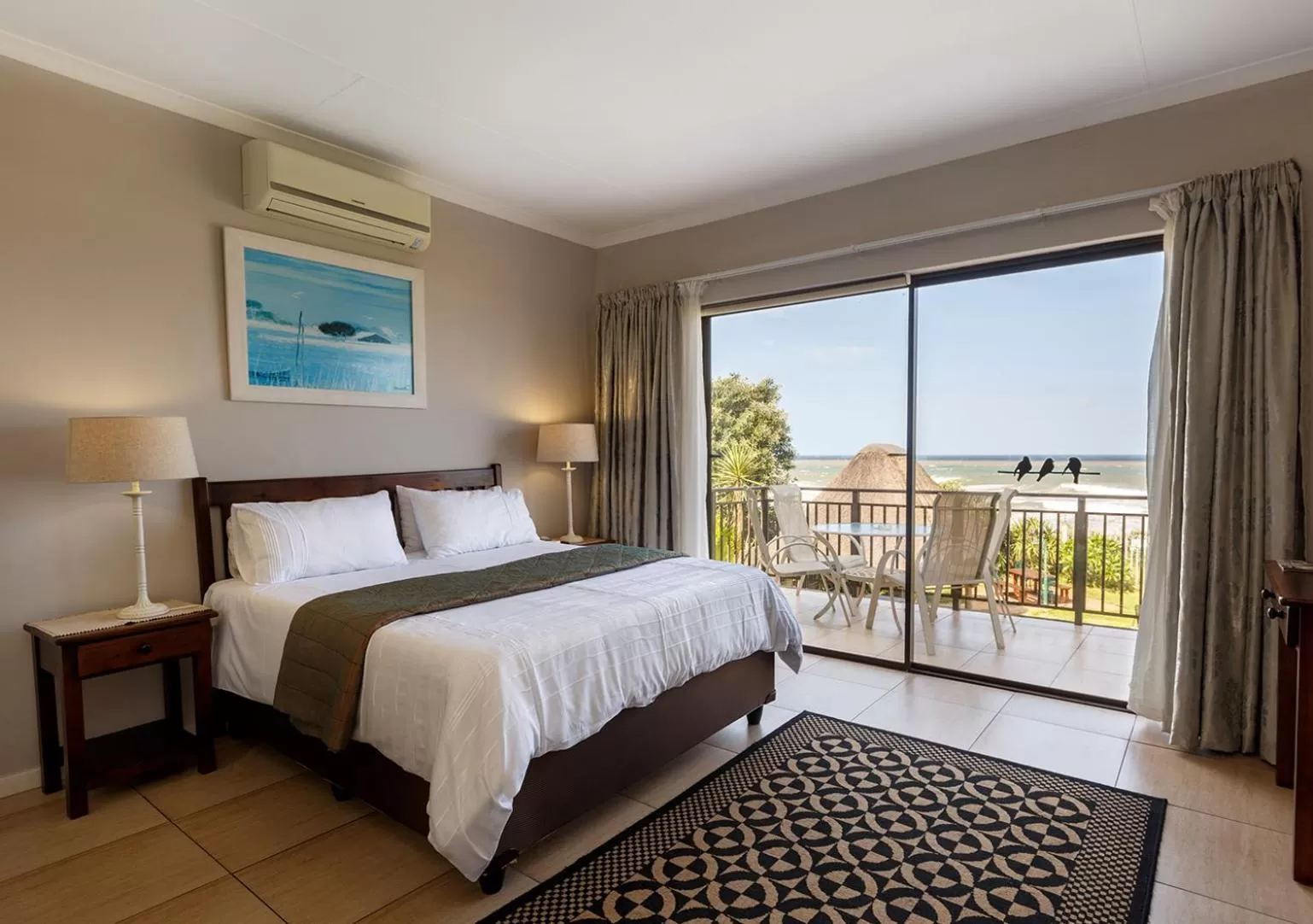 Bed in My Den Beachfront B&B and Self-Catering