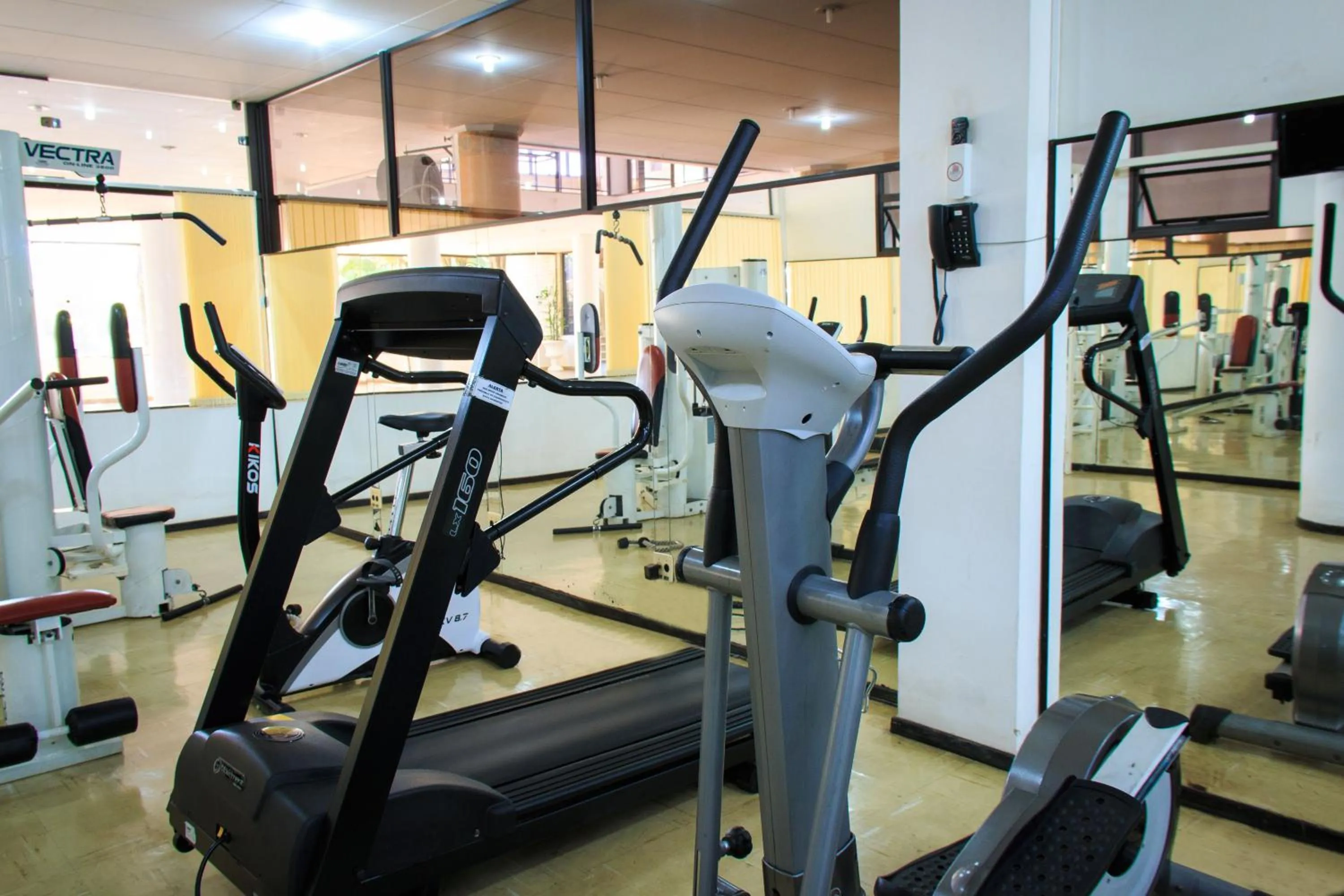 Fitness centre/facilities in Marques Plaza Hotel