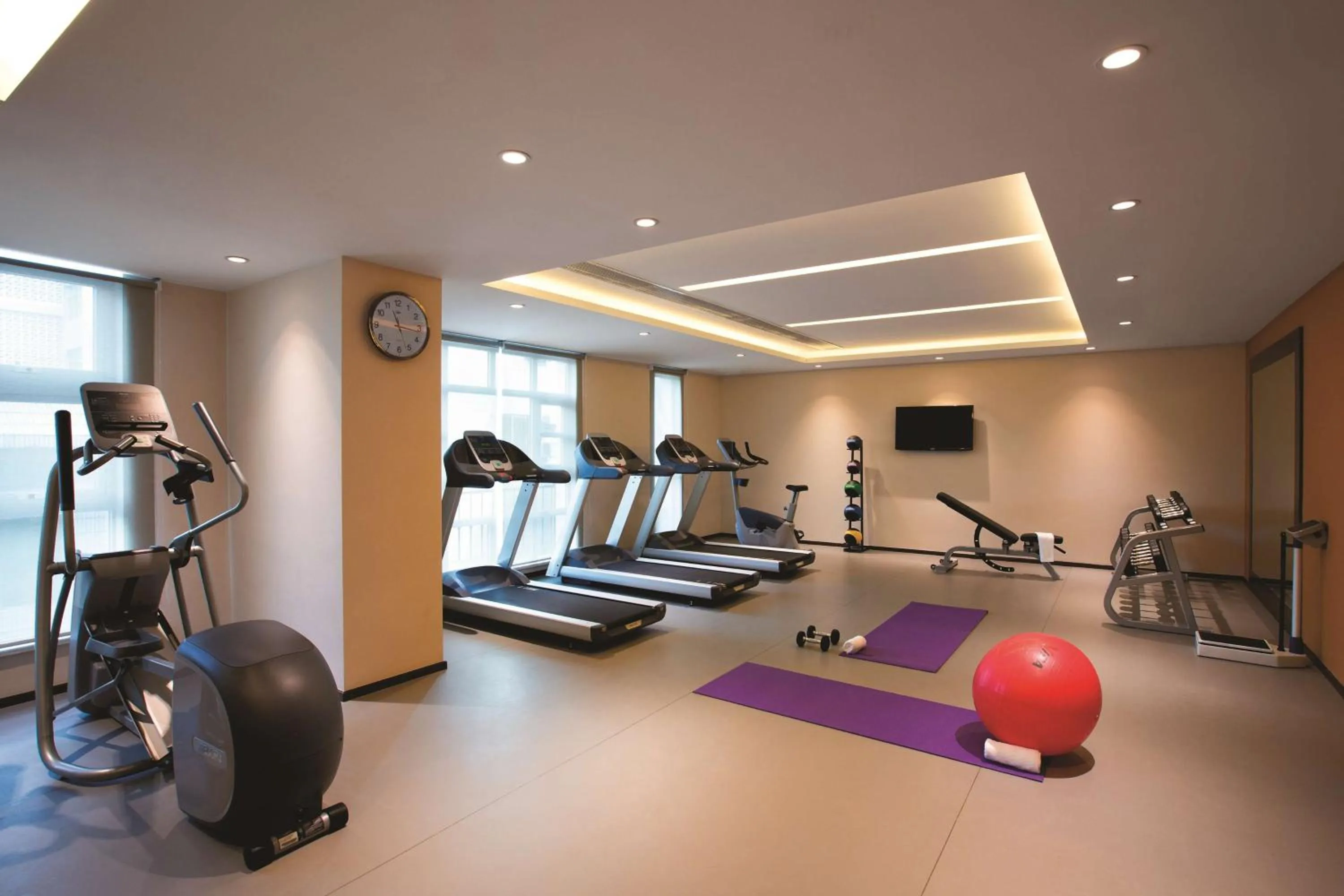 Fitness centre/facilities in Hilton Garden Inn Lijiang