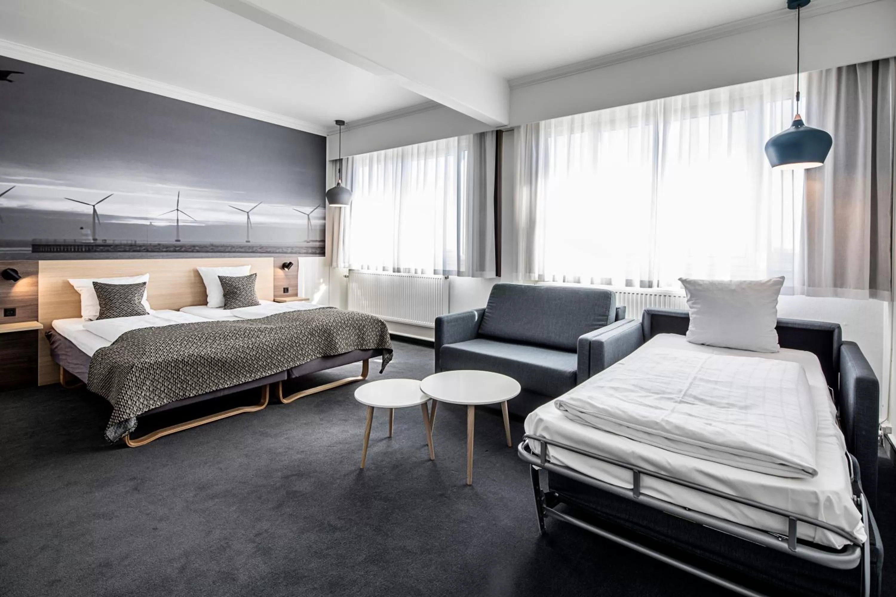 Bedroom, Bed in Best Western Plus Airport Hotel